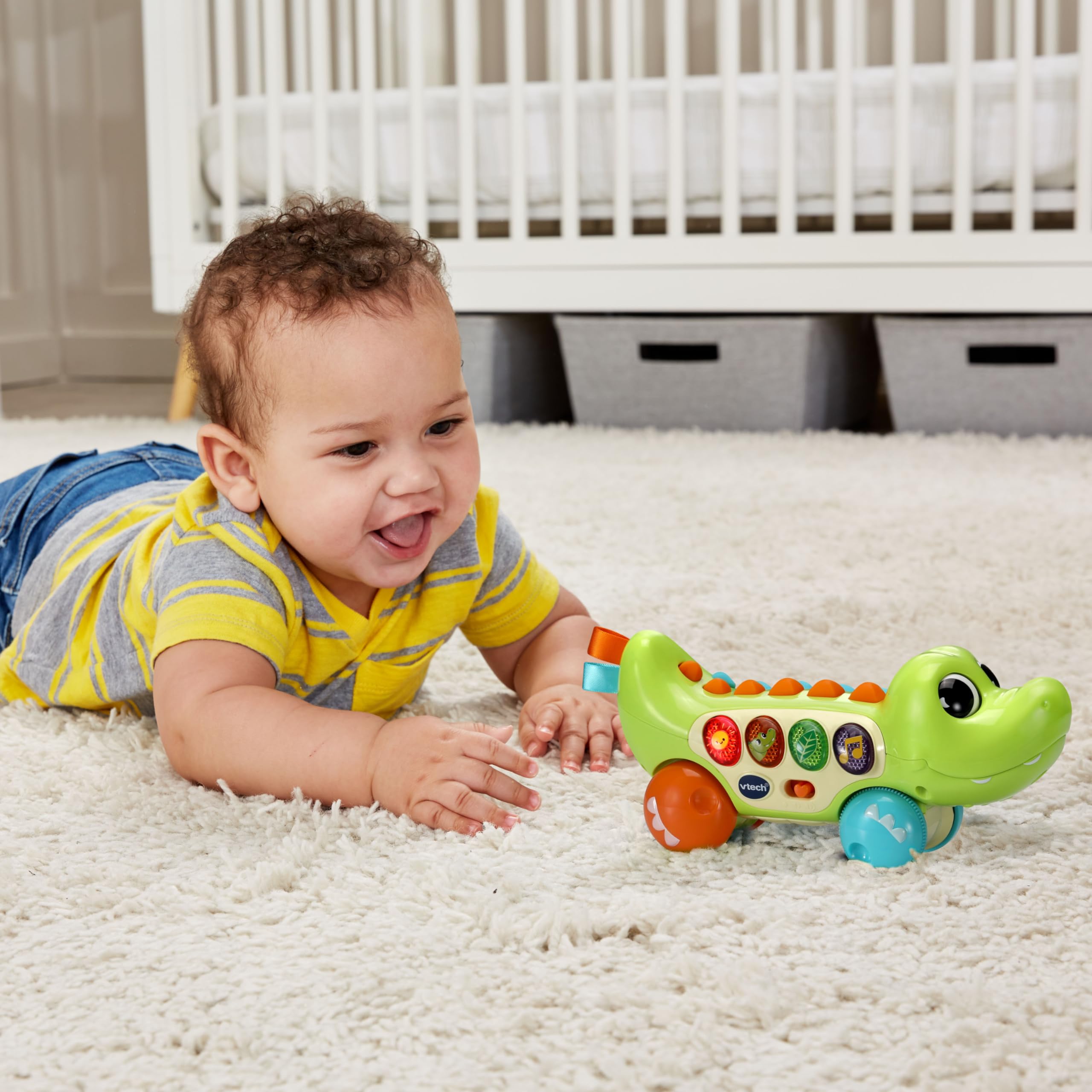 VTech Baby Squishy Spikes Alligator Teether Toy - Soft Chewable Sensory Toy for Infants & Toddlers 6+ Months - English Version - Perfect for Soothing Teething Pain & Early Learning Playtime