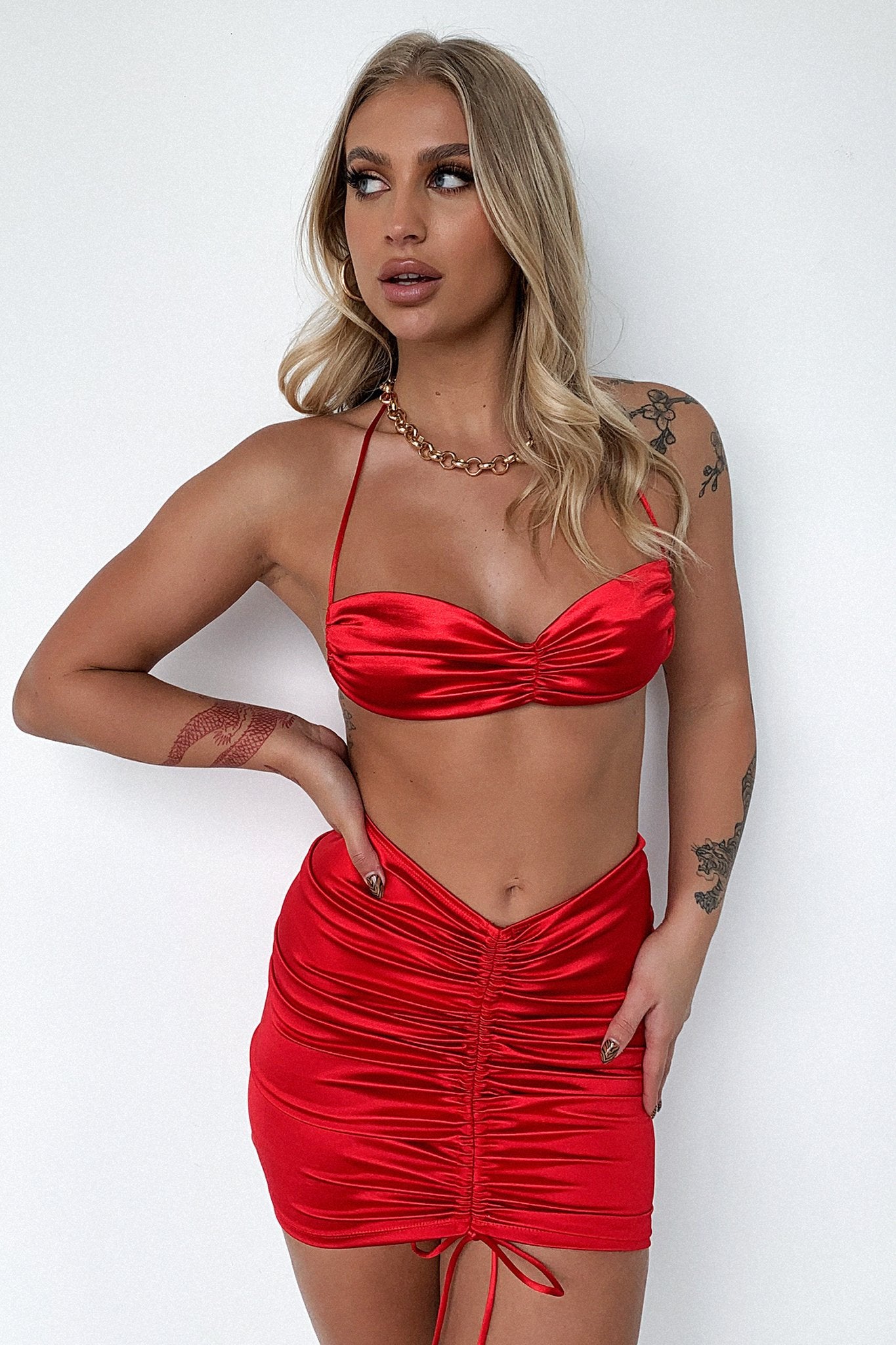 Alannah Crop Top - Women's Fashion Red Short Sleeve Shirt for Summer, Casual Wear, Street Style & Outfits