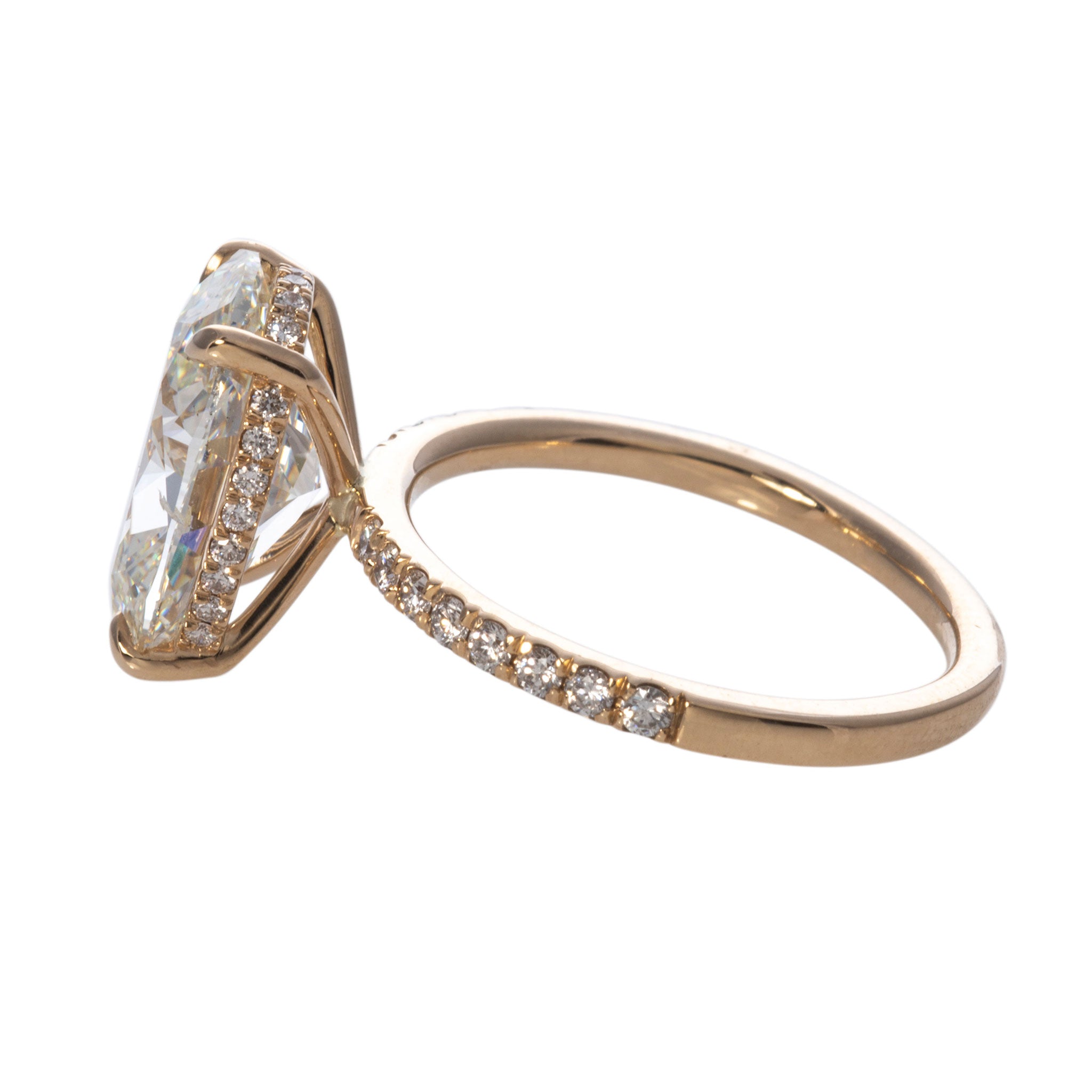 4.75ct Oval Cut Diamond Solitaire Engagement Ring in 14K Yellow Gold with Pavé Band - Perfect for Proposals, Anniversaries & Bridal Jewelry