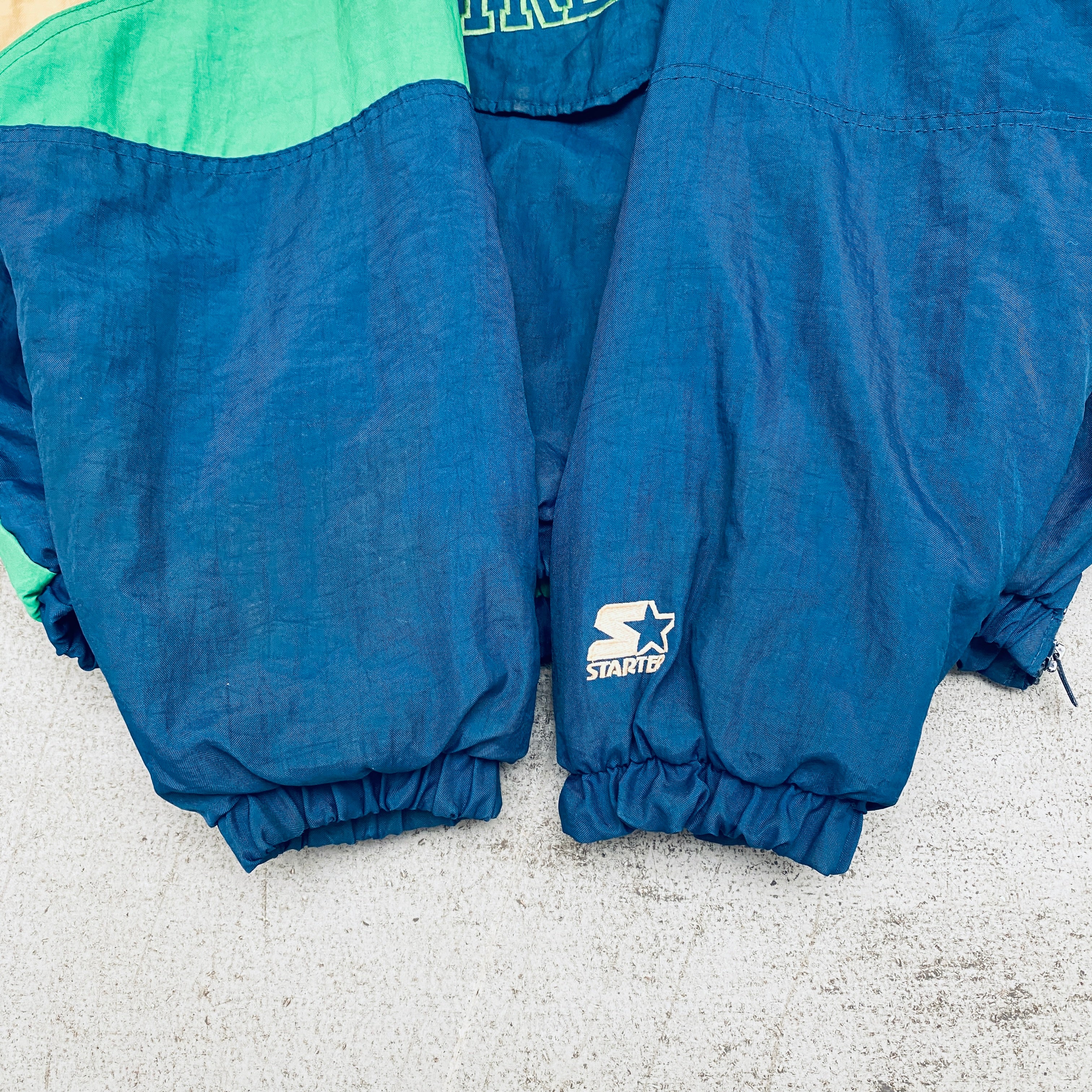 Notre Dame Fighting Irish Vintage 1990s 1/4 Zip Split Back Starter Breakaway Jacket - Men's Medium - Perfect for Game Day & College Fan Apparel
