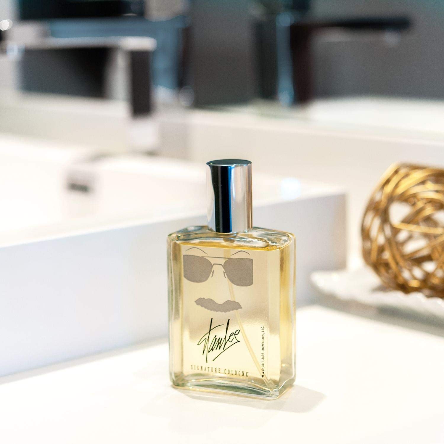 Jads International Marvel Legendary Stan Lee Signature Men's Cologne - 100ml Eau de Toilette in Autographed Collector's Box | Superhero Gift for Fans, Cosplay Events & Comic Conventions