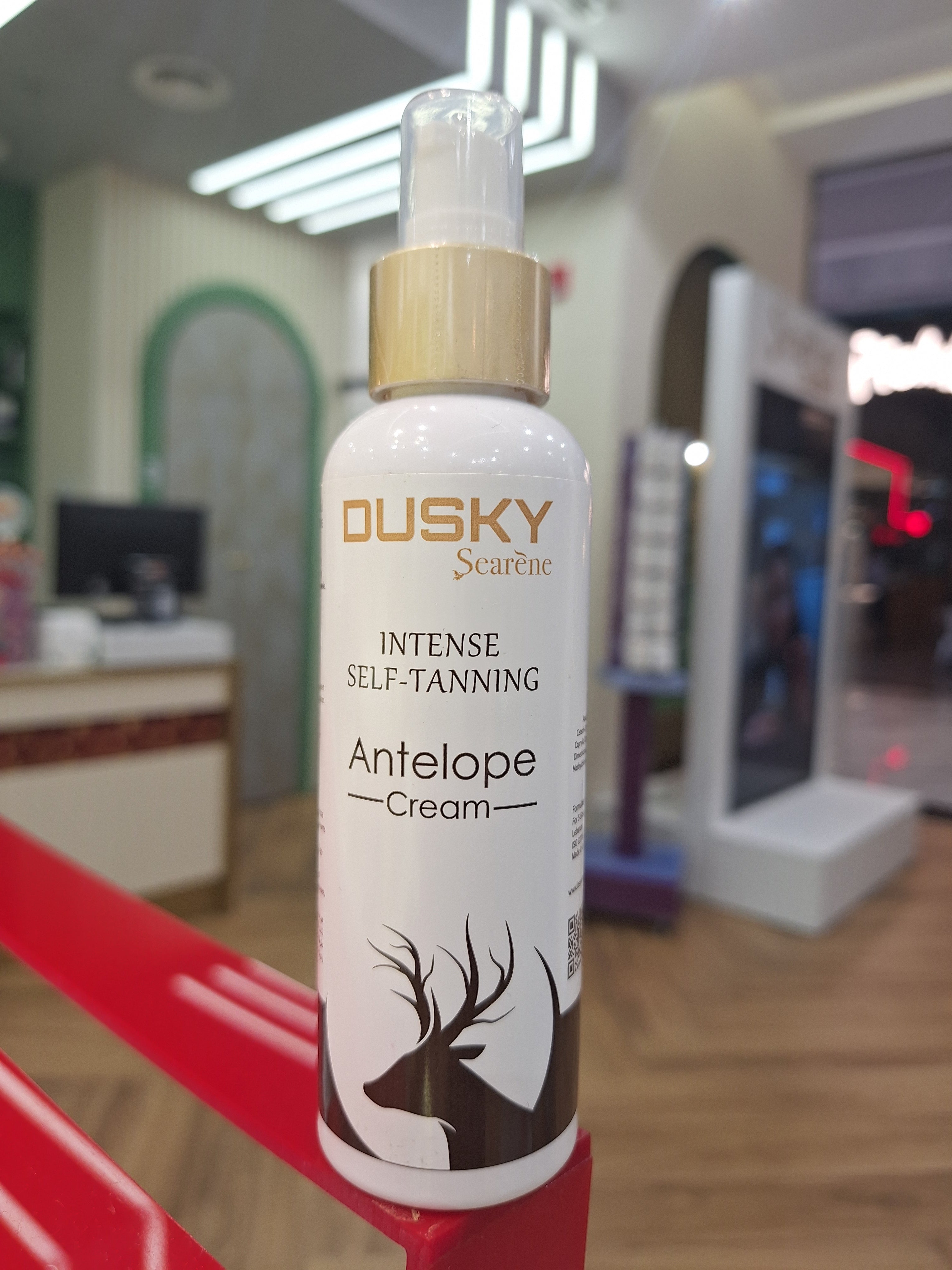 Searene Dusky Intense Self Tanning Lotion - Natural Sunless Tan Cream for Face & Body - Achieve a Glowing Summer Tan at Home or Before Vacation