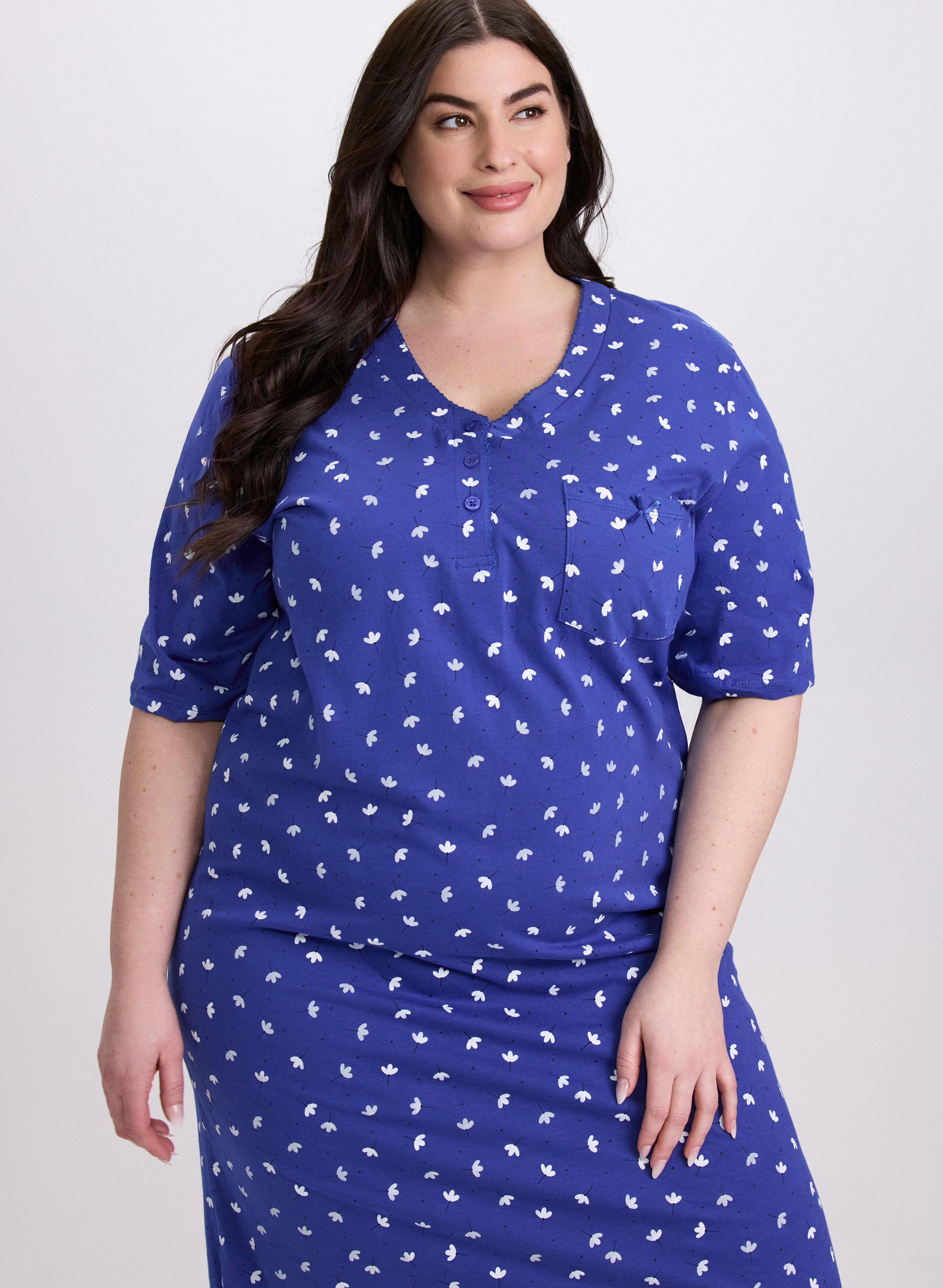 Floral Print Nightgown for Women - Soft & Comfortable Sleepwear - Perfect for Relaxing at Home or Sleeping - Elegant Floral Design