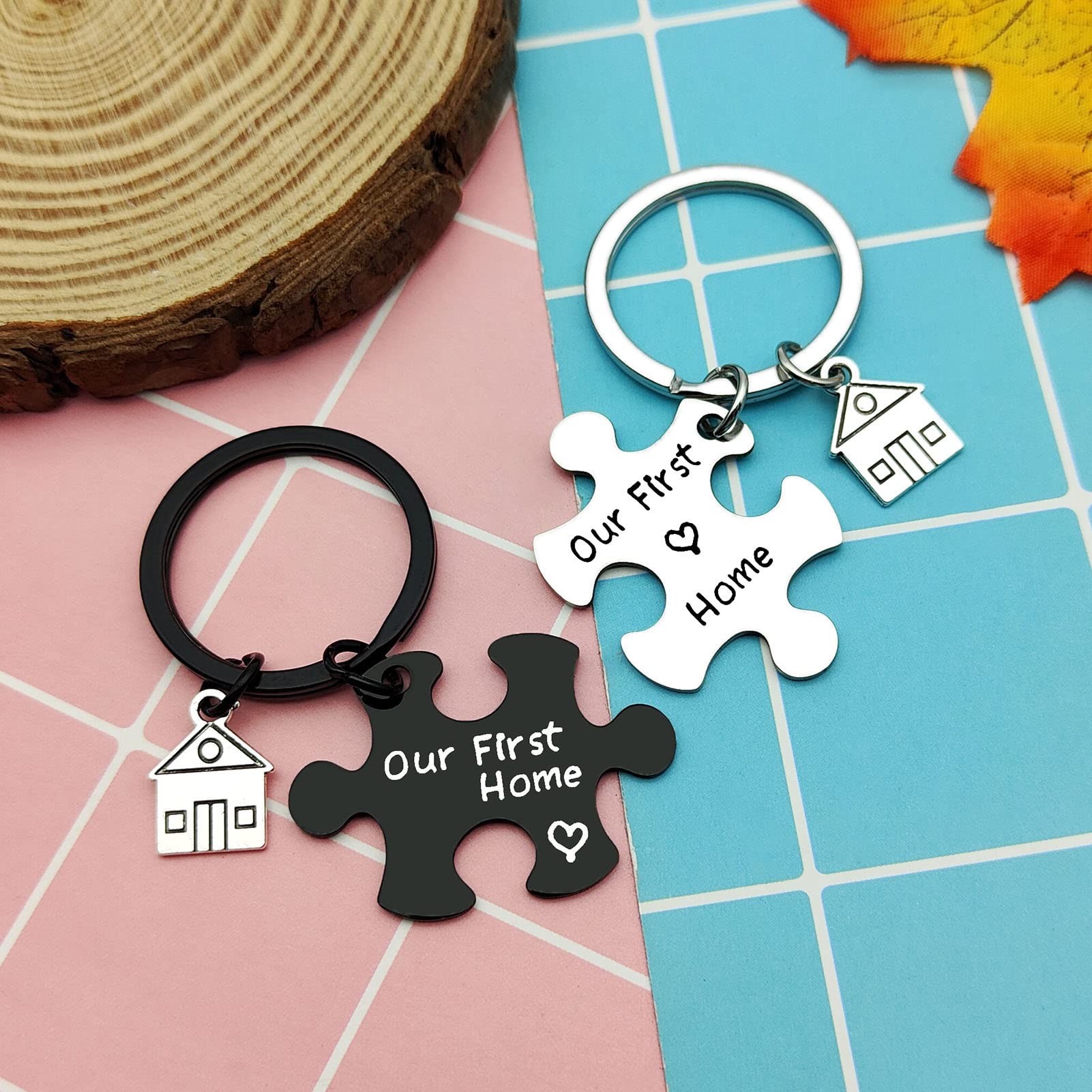 Heigebi Housewarming Gifts for New Homeowners - Elegant Keychain Set for Home Moving & New House Celebrations - Perfect Welcome Gift for House Parties & Warm Home Decor