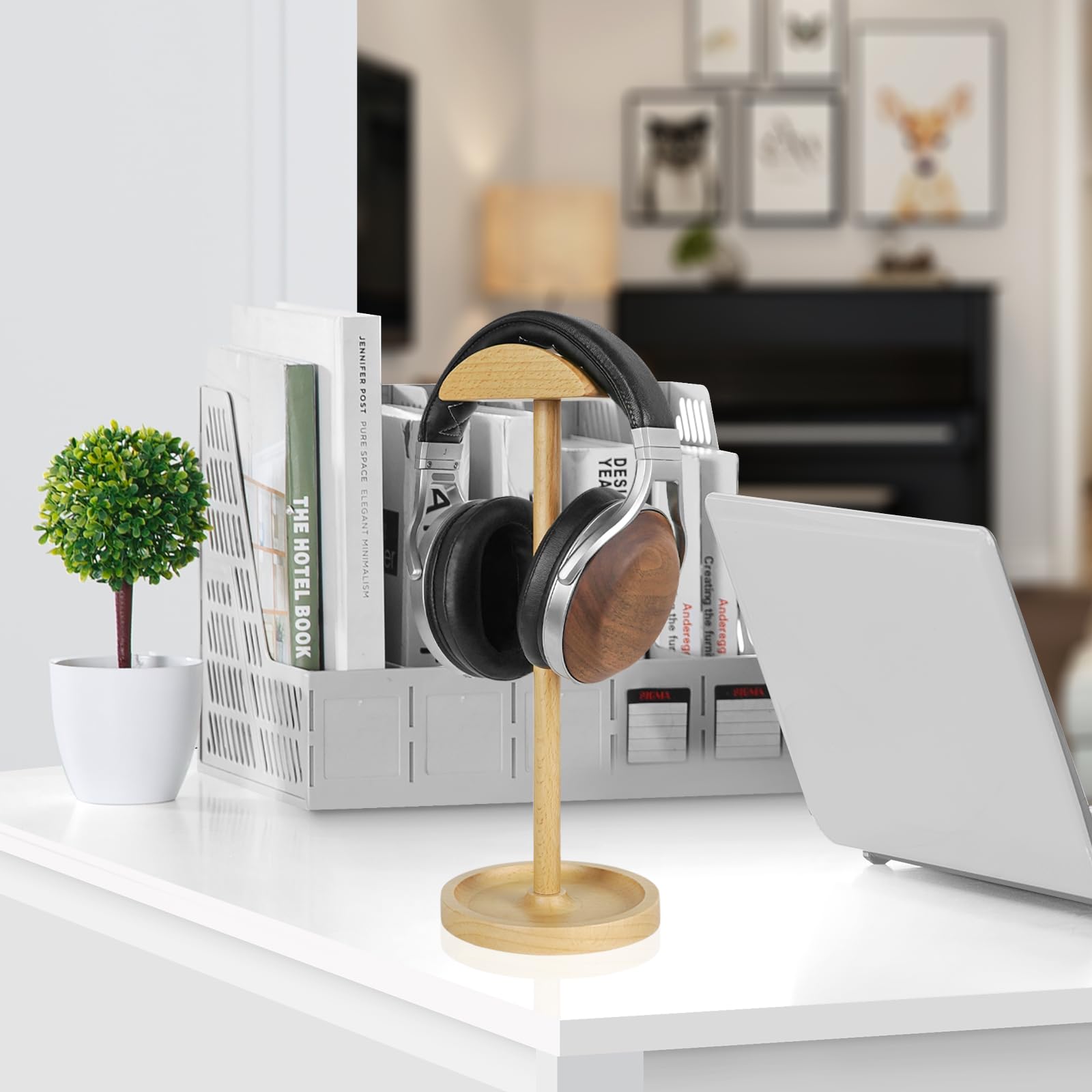 Geekria Premium Wooden Headphone Stand - Heavy Base Headset Holder for Bose QC45, Sony WH-1000XM5 - Gaming & Studio Desk Organizer for Over-Ear Headphones (Natural Wood) - Perfect for Home Office, Gaming Setup & Audio Workstation