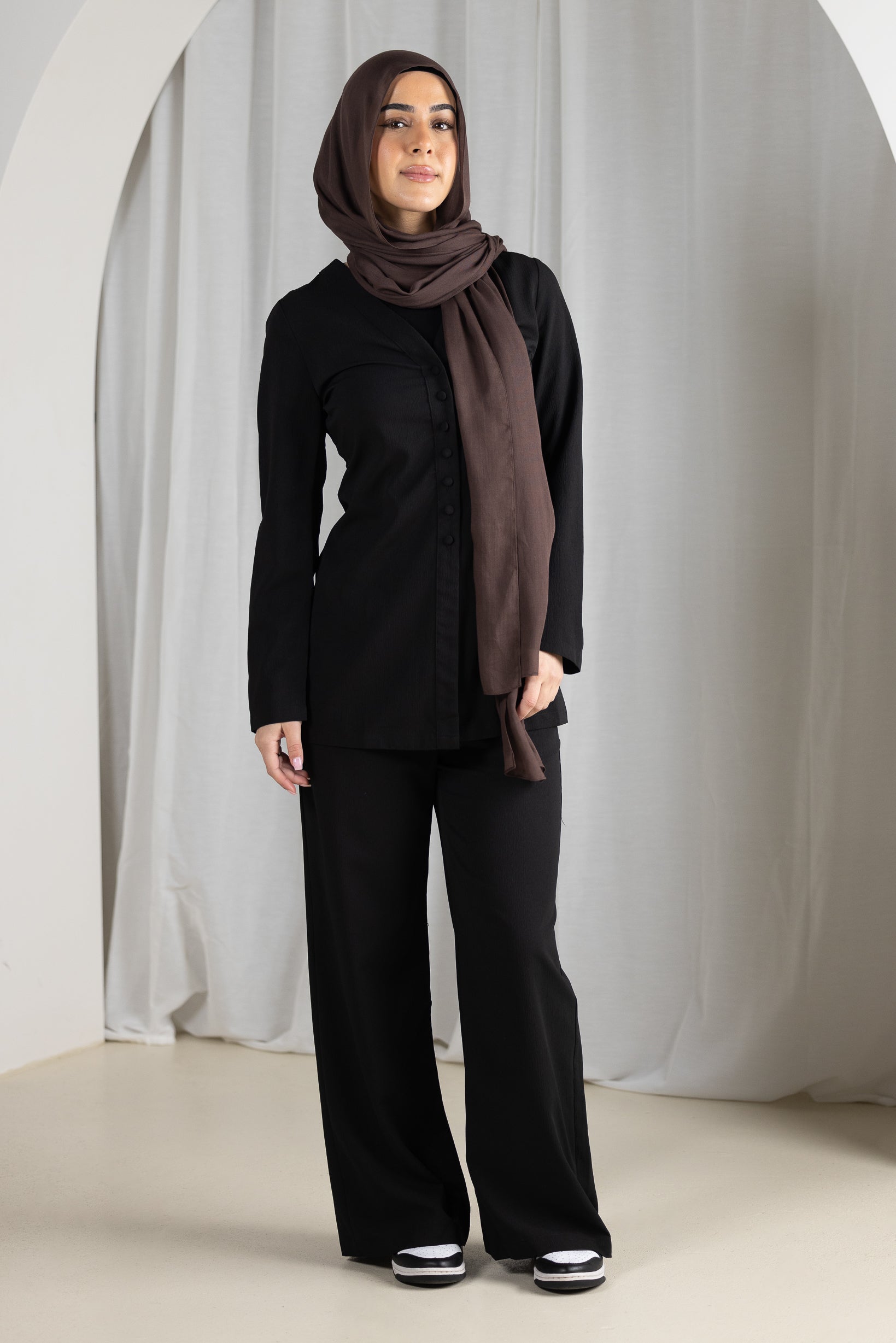 Eminent Cleo Set - Stylish and Comfortable Women's Loungewear for Home, Yoga, and Relaxation