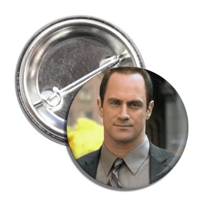 Elliot Stabler SVU Button - Law & Order SVU Collectible Pin Badge for Fans, Cosplay & Gifts - Perfect for Jackets, Bags & Memorabilia Display
