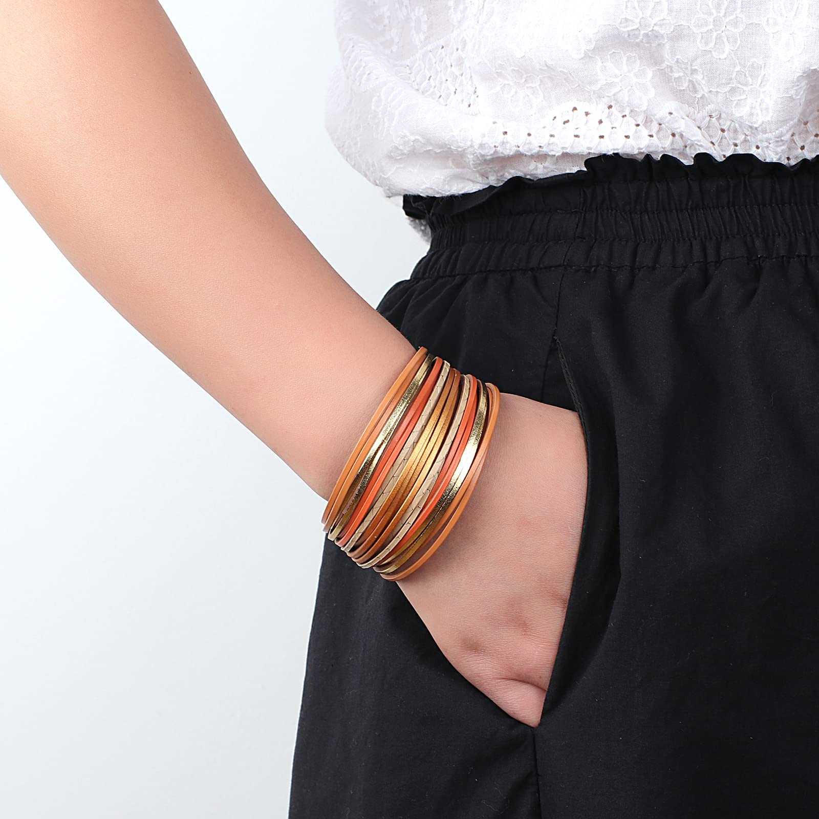 Hotoo Handmade Layered Leather Bracelets for Women & Men - Stackable Chunky Cuff Bracelet Wristband Bangle Gift Set (Perfect for Casual Wear, Boho Style & Gift Giving)