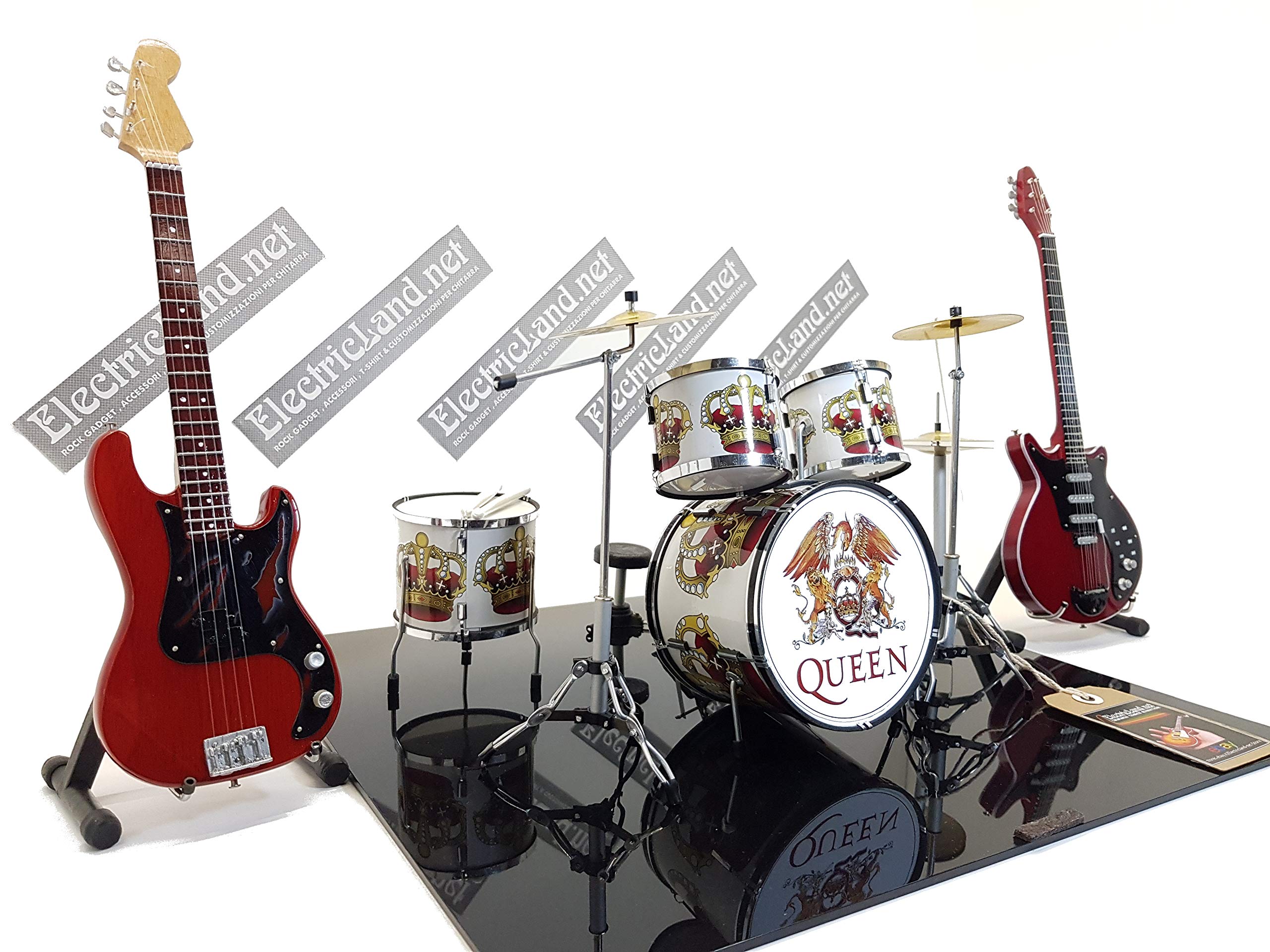 Mini Live Set Queen Bohemian Rhapsody Tribute Freddie Mercury Brian May Red Special 1:4 Scale Collectible Model with Drum Kit & Guitar - Perfect for Music Lovers, Queen Fans & Collectors (Home Display, Office Decor, Gift Idea)