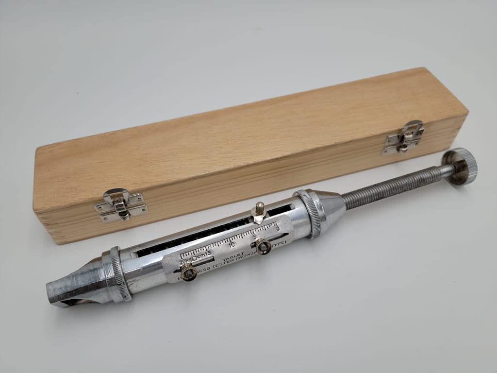 Yantra Tablet Hardness Tester - Monsanto Type with Wooden Case | Pharmaceutical Lab Equipment for Quality Control Testing