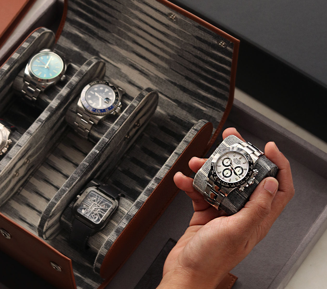 Premium Watch Case for Luxury Timepieces - Durable & Stylish Watch Storage Box for Men & Women - Perfect for Travel, Home Display & Watch Collection Organization