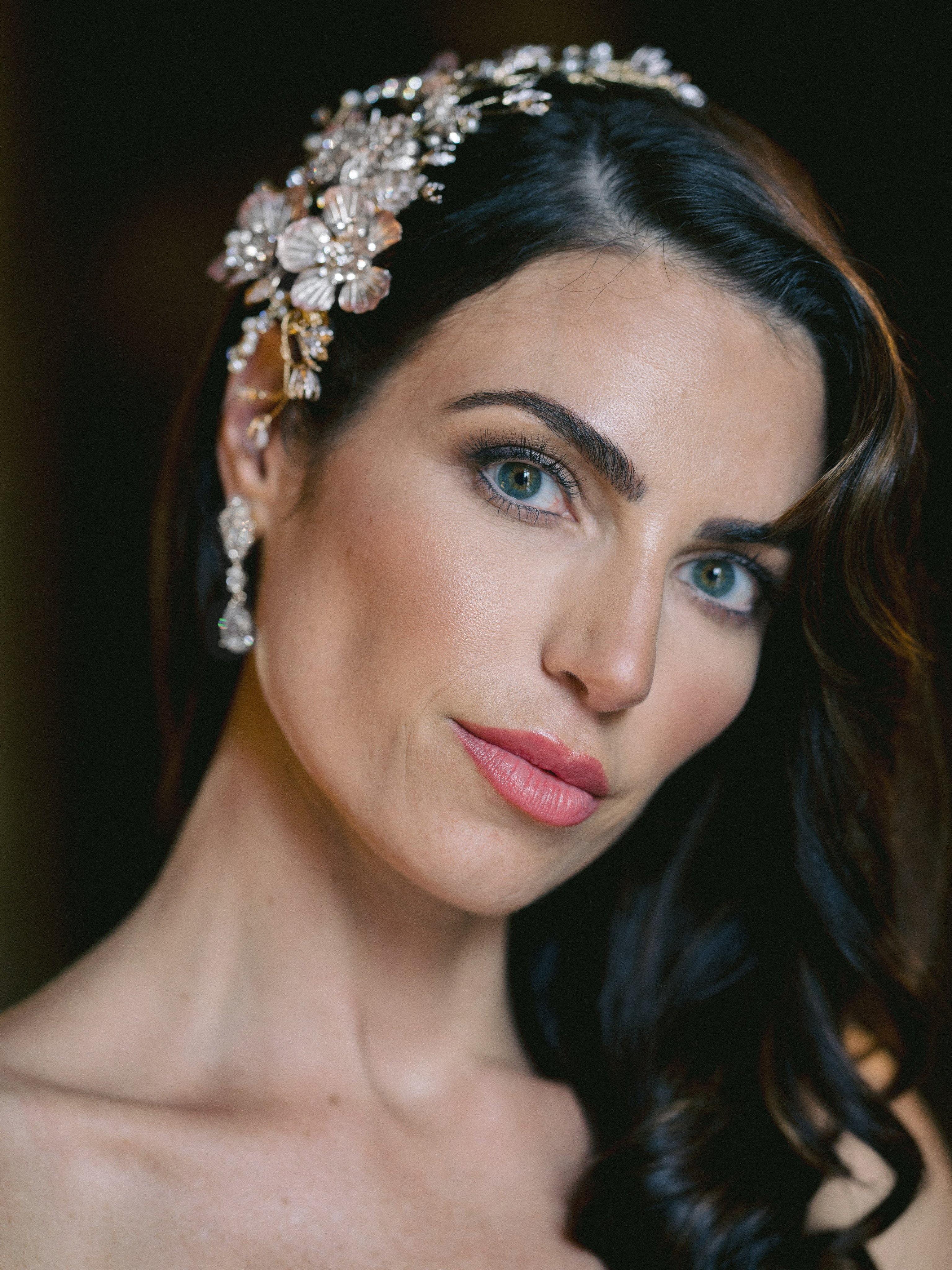 NOEMI Rose Gold Floral Bridal Headpiece - Vintage Wedding Hair Accessory for Bride, Bridesmaids & Prom - Perfect for Boho, Garden & Beach Weddings