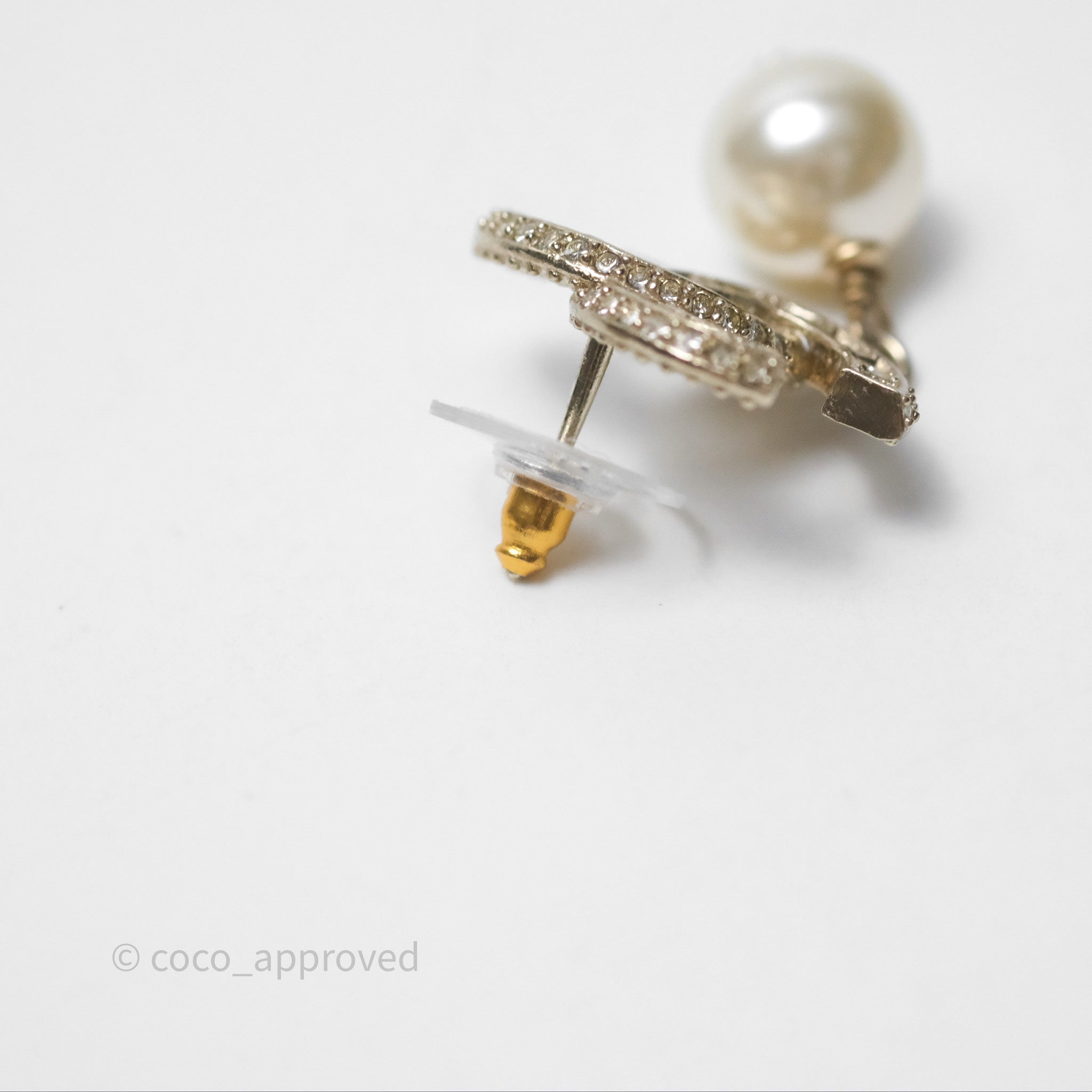 Chanel CC Crystals Pearl Drop Earrings Gold Tone 19V - Luxury Fashion Jewelry for Women, Perfect for Parties, Weddings & Special Occasions