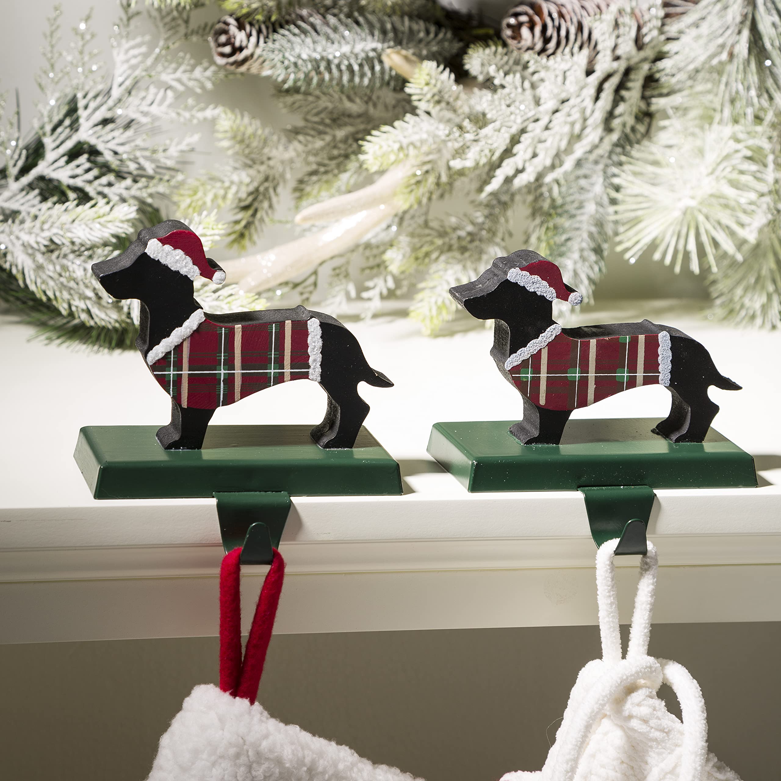 Glitzhome 2-Piece Wooden Dachshund Head Stocking Holders - 5.92 Inch Christmas Hanging Hooks for Fireplace Mantel Decor, Holiday Stocking Display & Festive Indoor Decoration