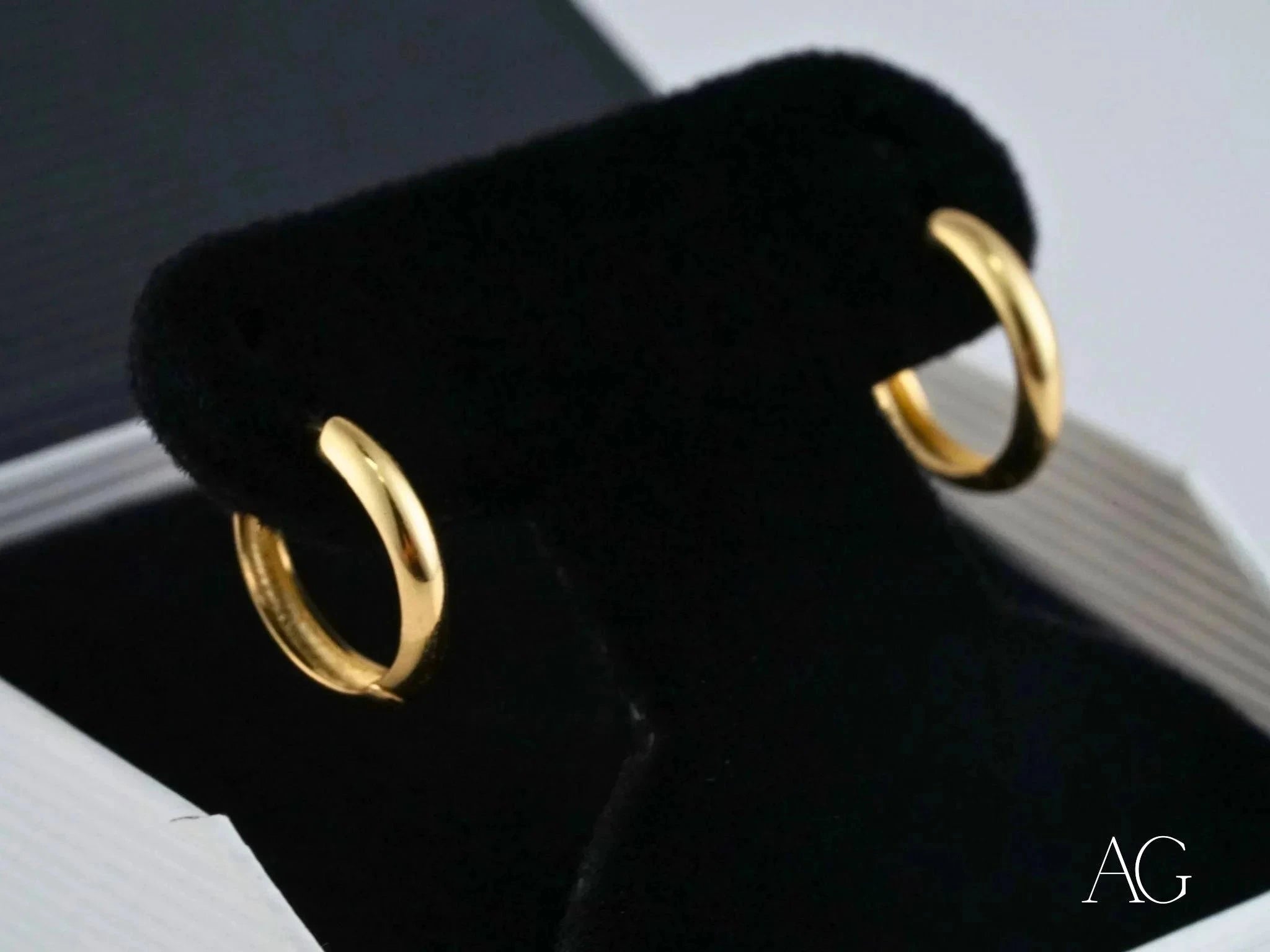 18K Yellow Gold Mini Hoop Earrings for Women - Elegant & Dainty Everyday Jewelry - Perfect for Work, Date Night & Special Occasions
