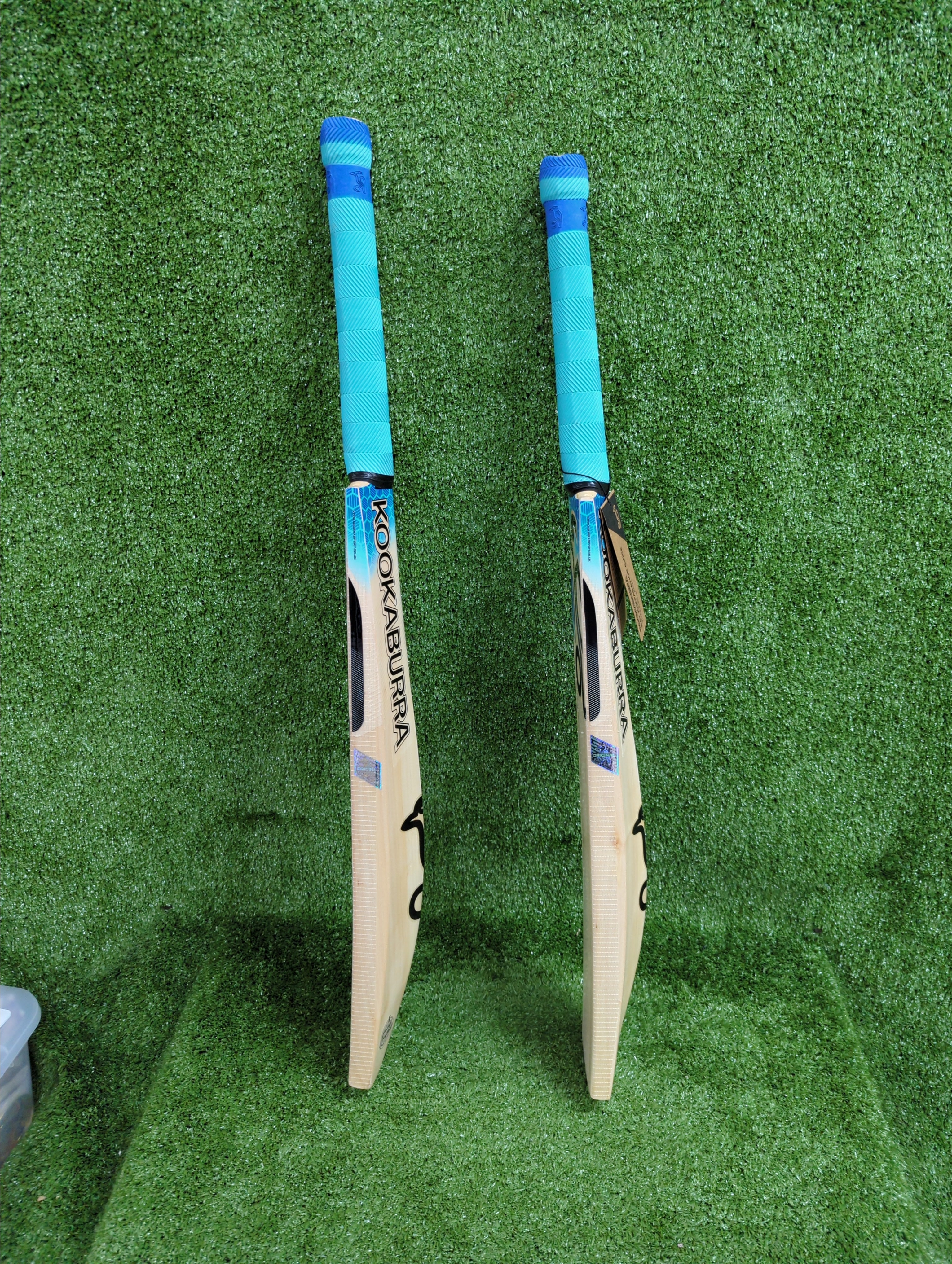 Kookaburra Rapid 6.4 Junior/Youth English Willow Cricket Bat - Perfect for Young Cricket Players & Training Sessions