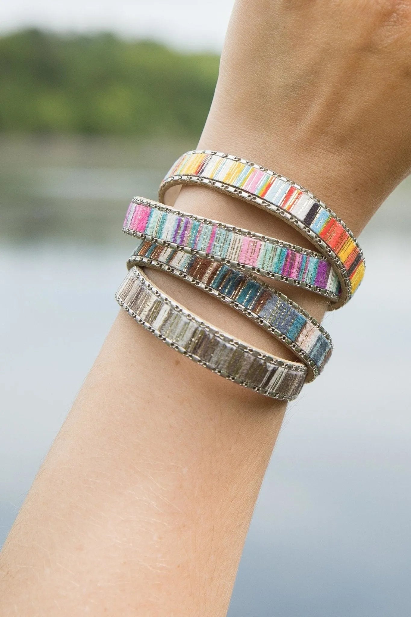 Vibrant Multicolor Shimmer Leather Bracelet Set for Women - Trendy Boho Stackable Bracelets for Everyday Wear & Gift Giving