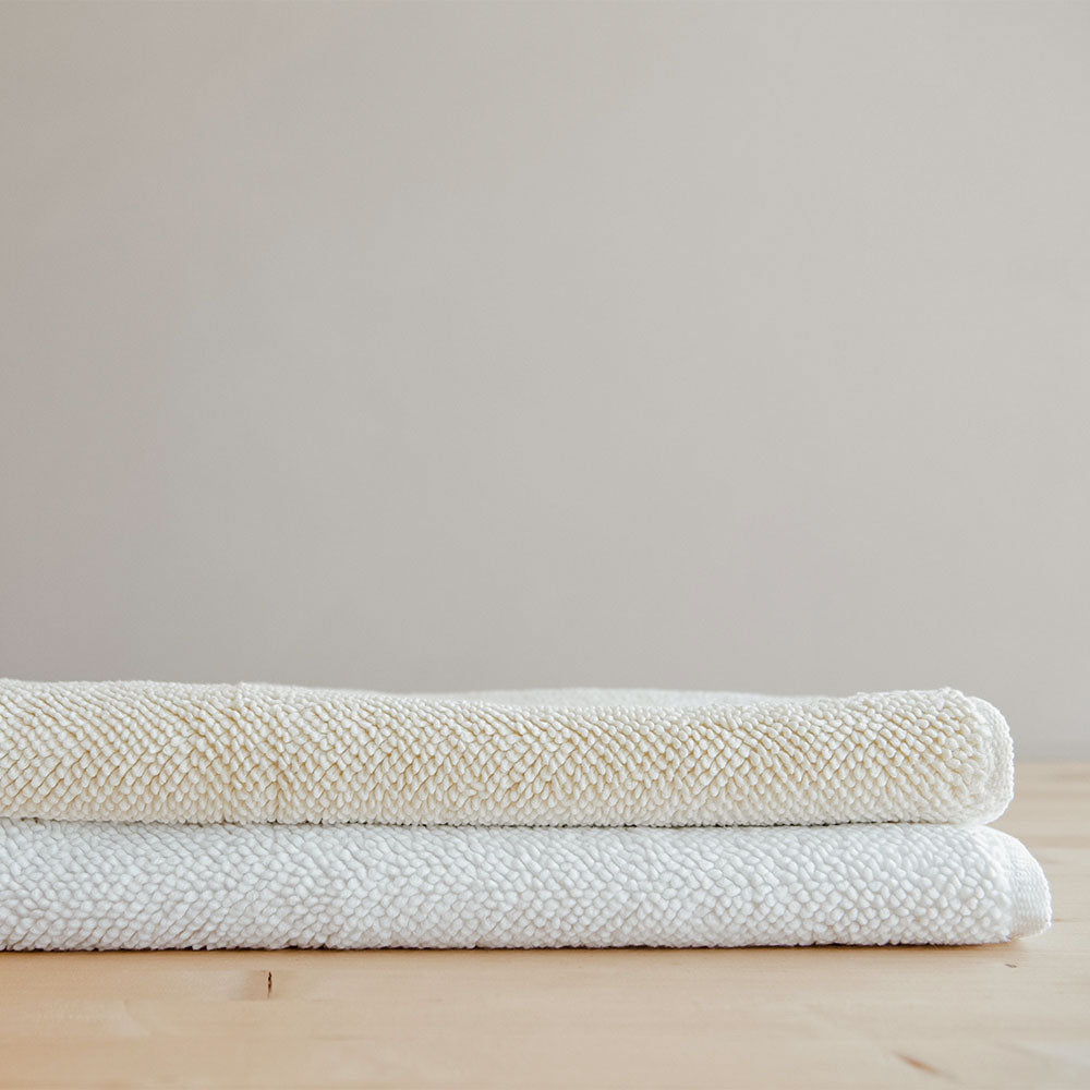 Premium Handwoven Cotton Bath Mat - Soft, Absorbent & Quick-Drying - Perfect for Bathroom, Spa & Home Decor