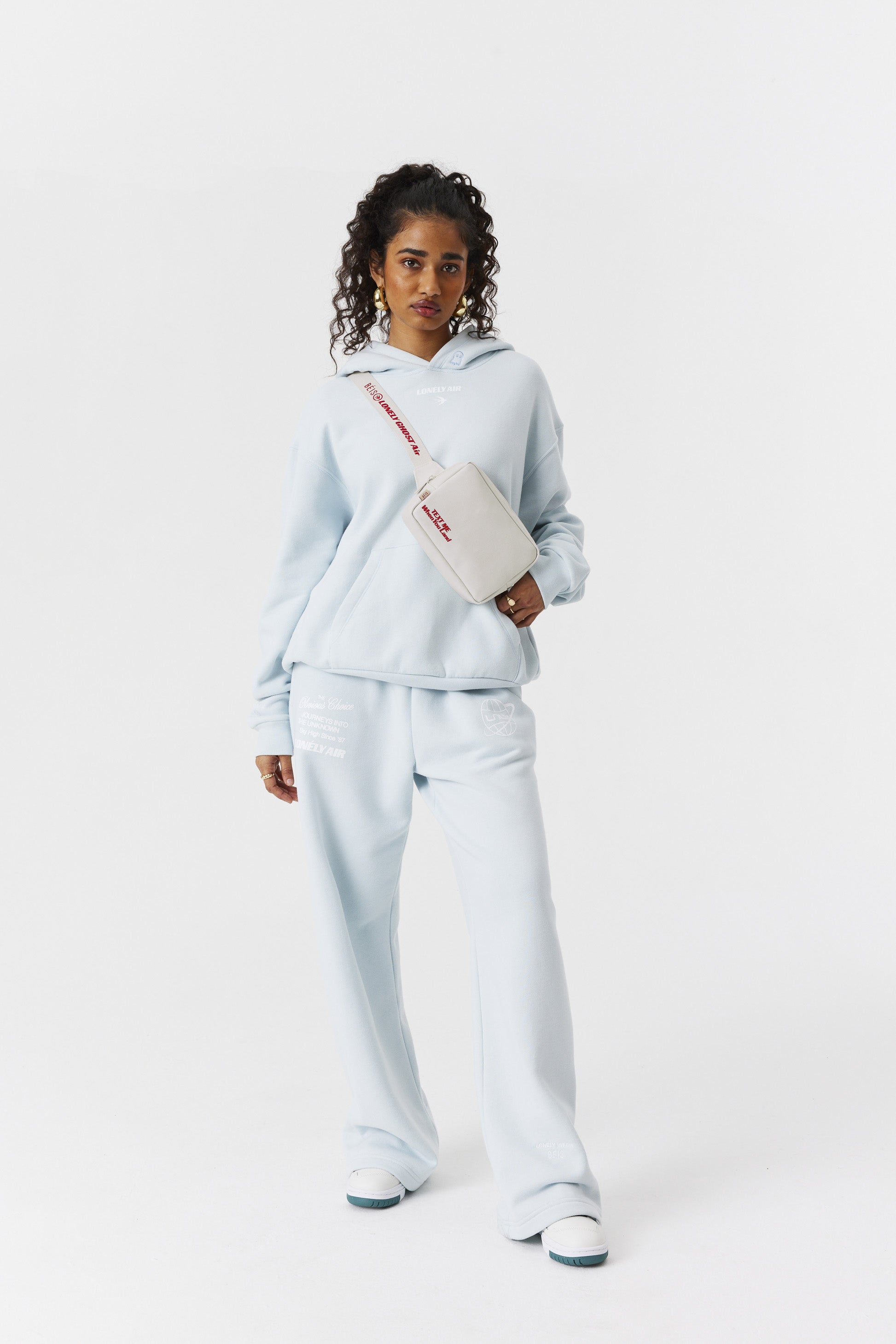 Ghost White Belt Bag - Stylish & Comfortable Waist Pack for Running, Travel & Everyday Use