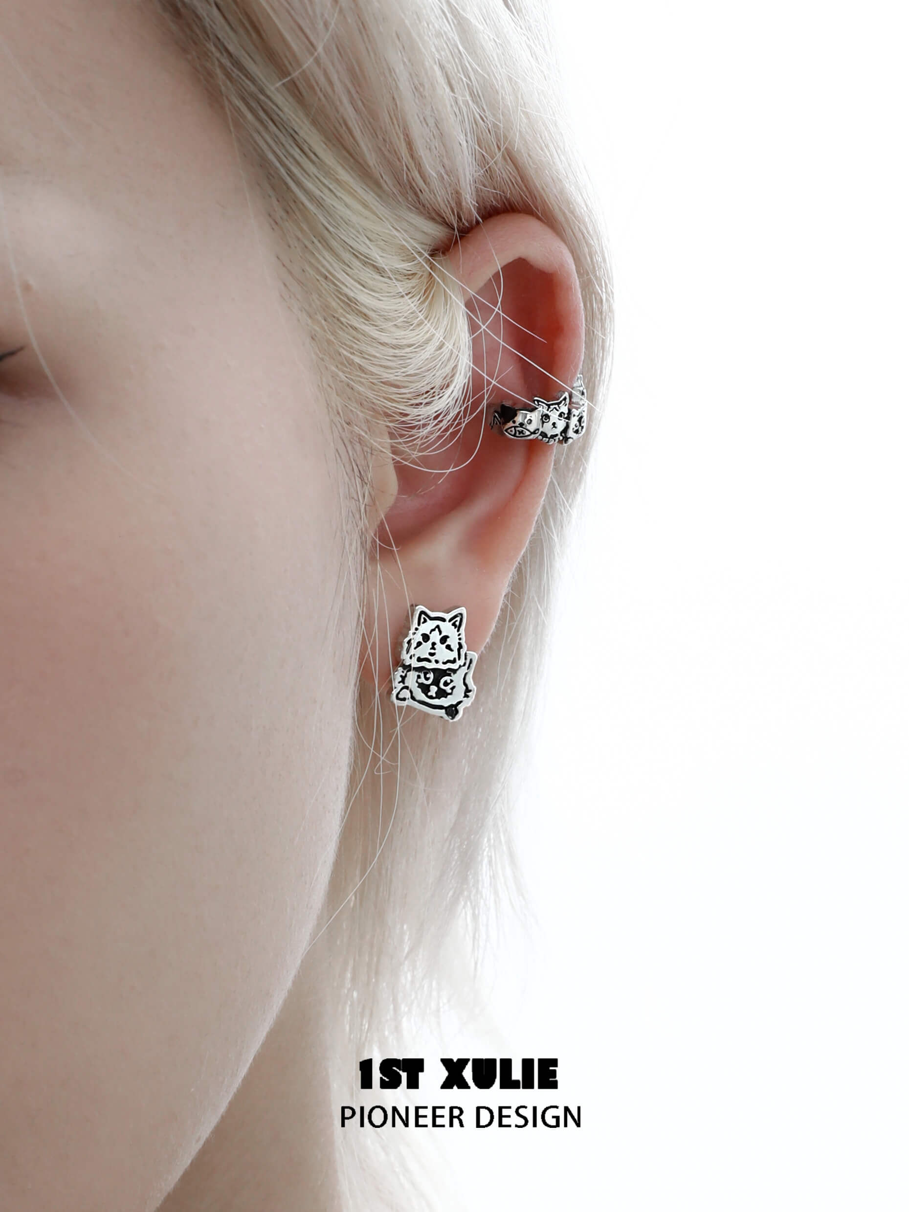 Graffiti Kitten S925 Sterling Silver 18K Gold Plated Stud Earrings - Cute Cat Jewelry for Women, Girls - Perfect for Gifts, Parties & Everyday Wear