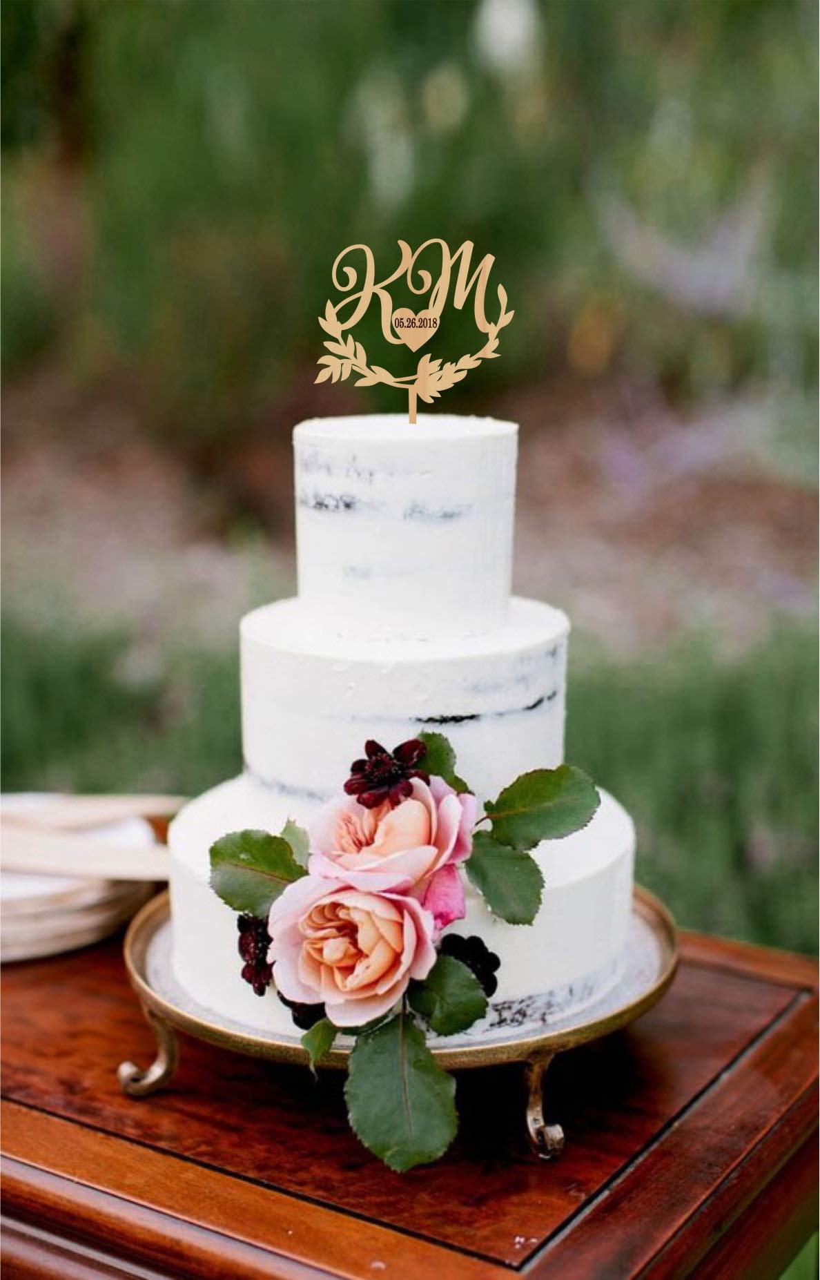 Personalized Monogram Wedding Cake Topper - Custom Two Initials with Heart Design for Wedding Cakes - Elegant Wedding Date Cake Topper - Perfect for Anniversary, Engagement & Bridal Showers (Ideal for Rustic, Vintage & Modern Wedding Themes)