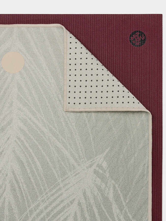 Manduka Yogitoes Non-Slip Yoga Mat Towel 71