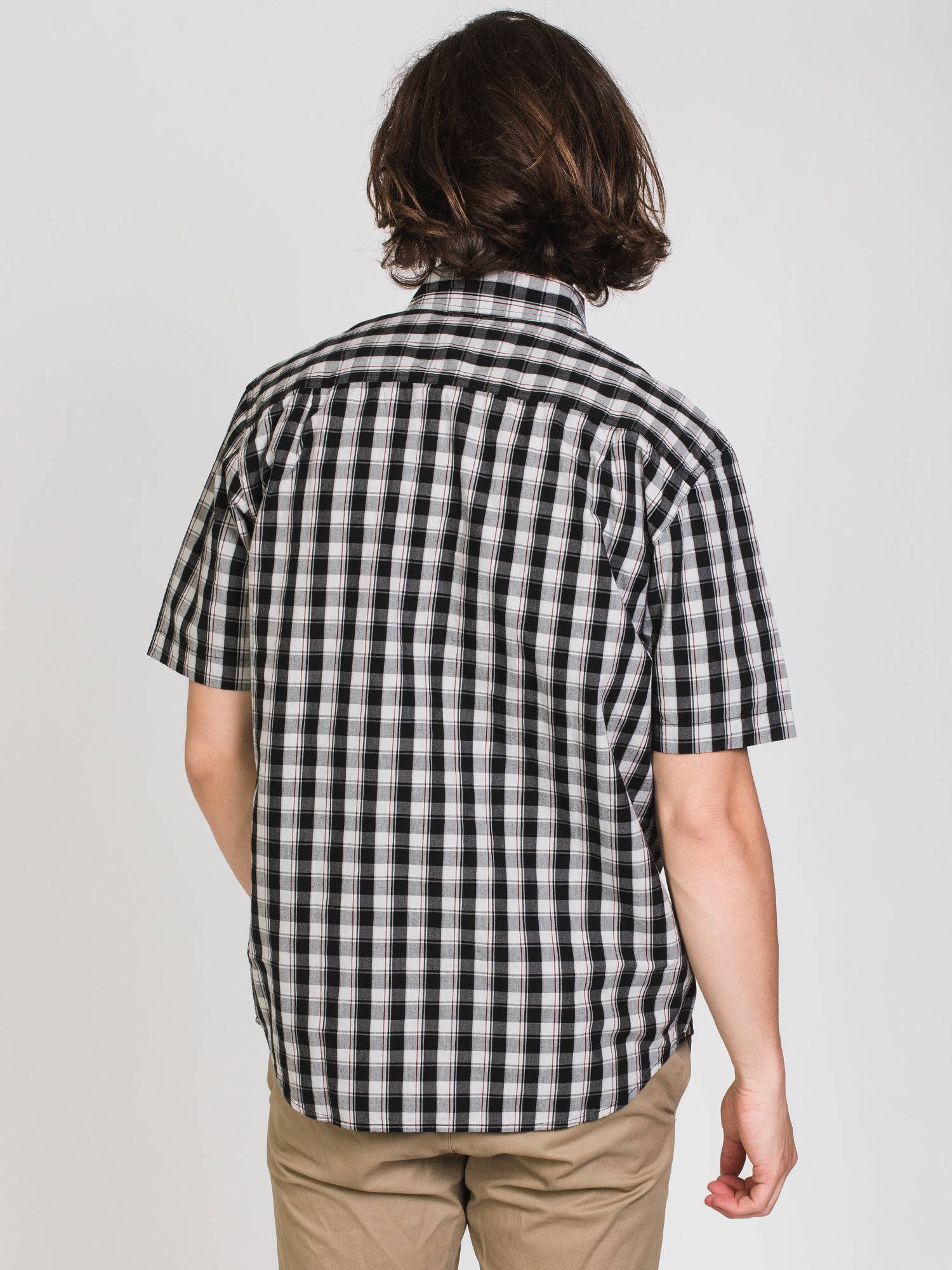 Carhartt Midweight Short Sleeve Plaid Shirt for Men - Comfortable Workwear & Casual Style - Perfect for Outdoor Activities, Construction Work & Everyday Wear