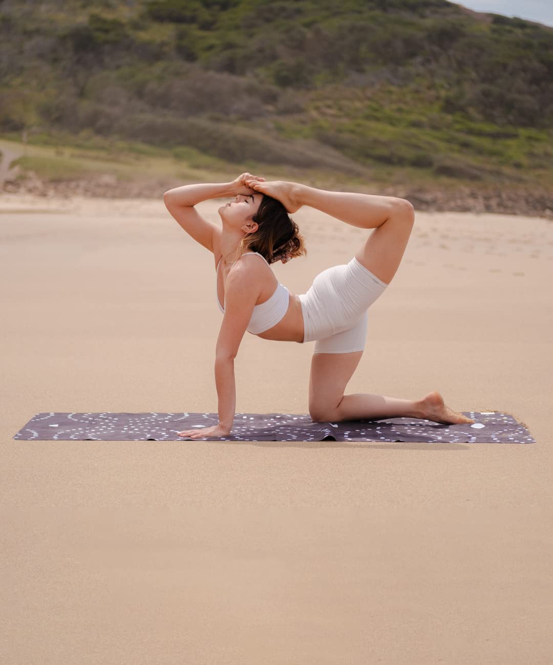 Travel Yoga Mat 1.5mm | Foldable & Lightweight Yoga Mat for Travel, Backpacking, Gym & Outdoor Workouts | Eco-Friendly & Machine Washable | Perfect for Yoga Retreats, Pilates, Home Exercise & Fitness Enthusiasts