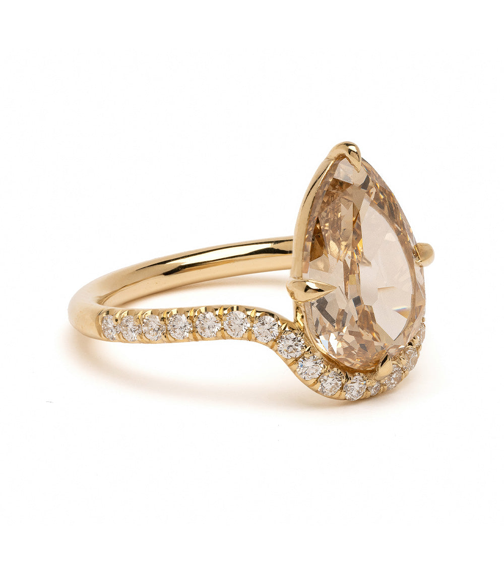 Exquisite Demi Pear Champagne Diamond Engagement Ring - Vintage Inspired Wedding Band for Women - Perfect for Proposals, Anniversaries & Special Occasions