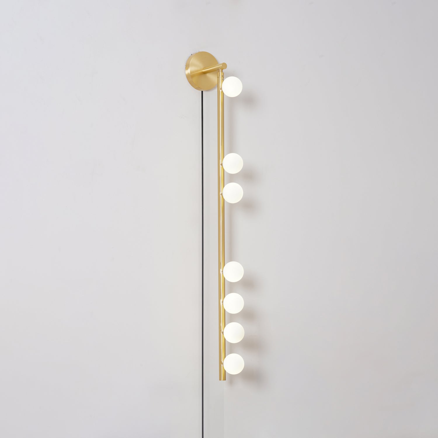 Antique brass & White