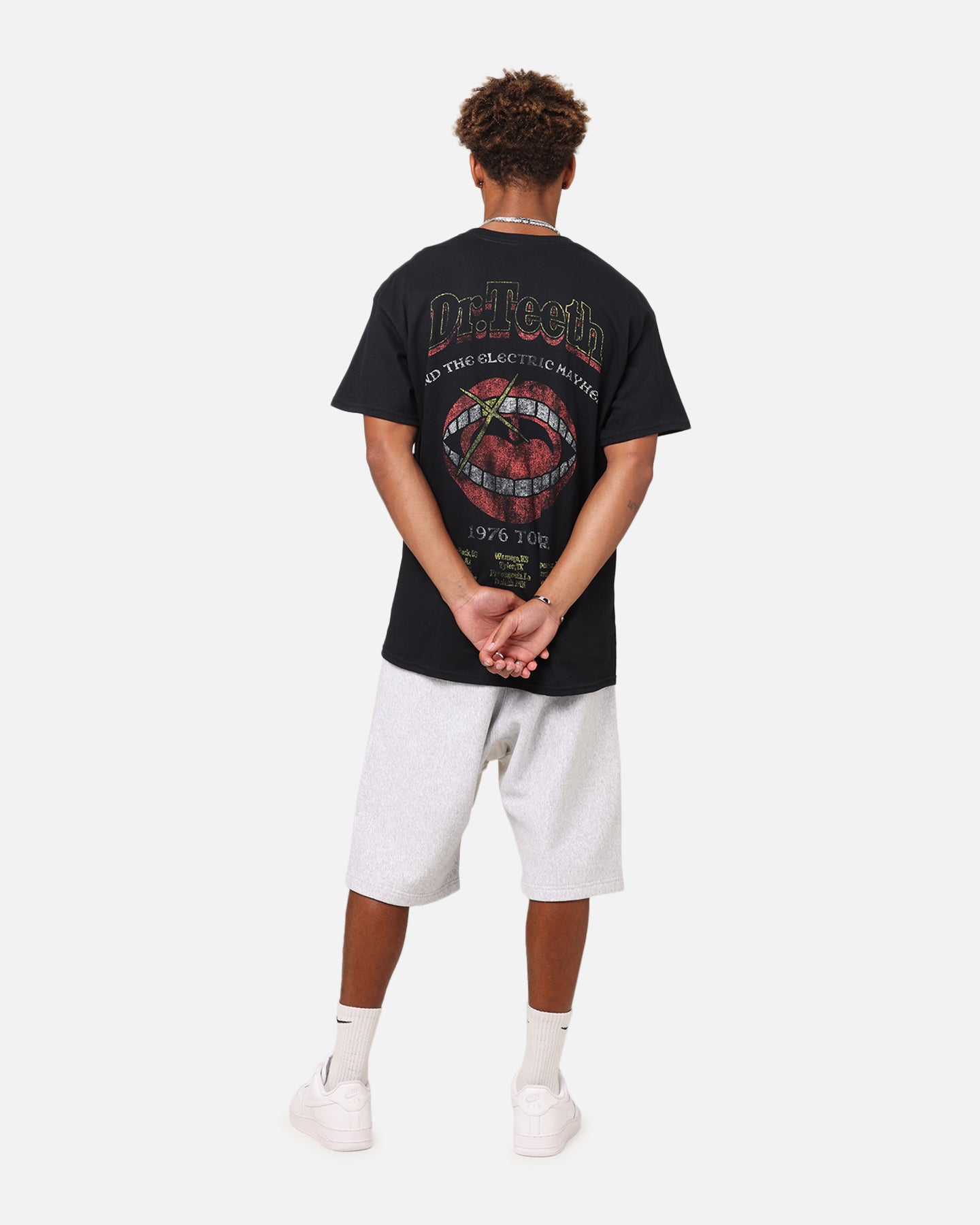 Vintage Disney The Muppets Animal Graphic T-Shirt - Black Cotton Retro Cartoon Tee for Men & Women - Perfect for Casual Wear, Costume Parties & Disney Fan Gifts