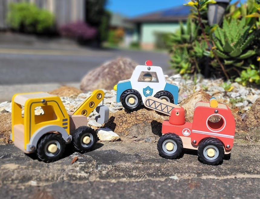 Calm & Breezy Fire Engine Toy - Realistic Red Fire Truck for Kids with Lights & Sounds - Perfect for Pretend Play, Birthday Gifts & Preschool Learning Activities