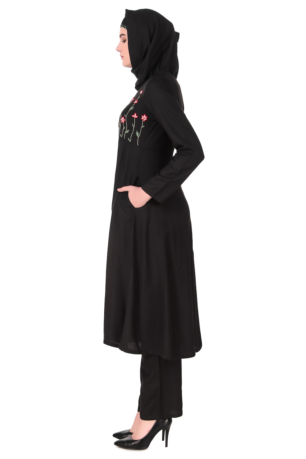 Exquisite Embellished Anarkali Salwar Kameez with Flared Hem - Traditional Indian Party Wear for Weddings & Festivals