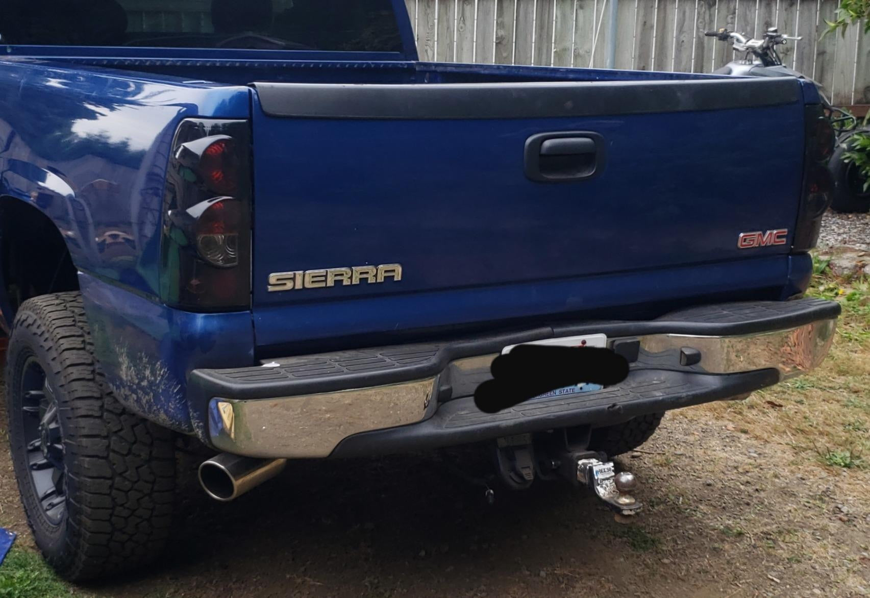 Smoked Black Tail Lights for 1999-2006 Chevrolet Silverado & 1999-2003 GMC Sierra - Upgrade Your Truck's Rear Style for Night Driving and Enhanced Visibility