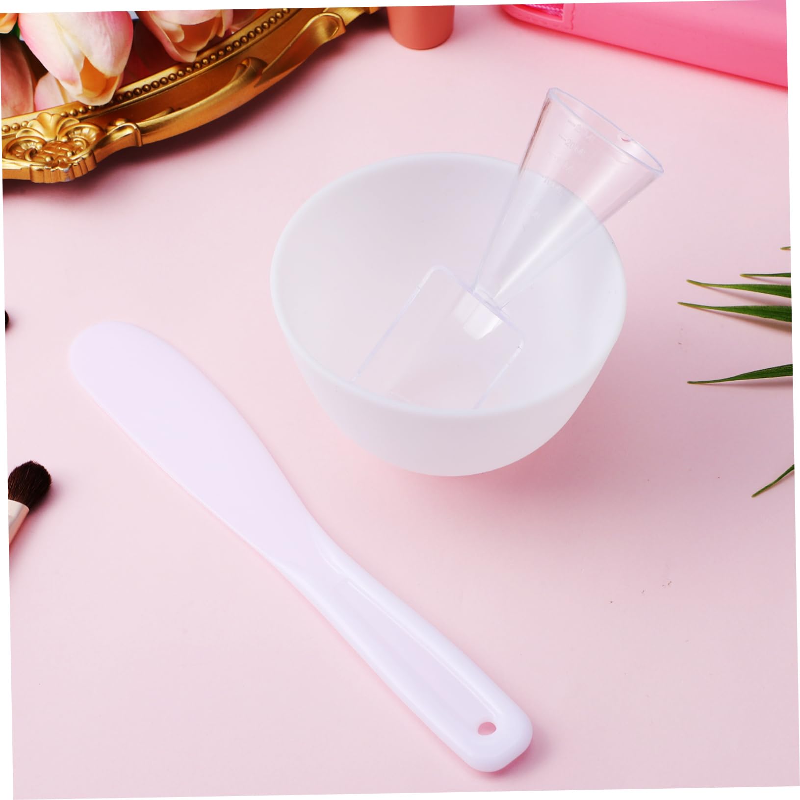 Premium Silicone Facial Mask Mixing Bowl Set - DIY Skincare Tool for Mud Masks, Creams & Serums - Perfect for At-Home Spa & Professional Salon Use - White