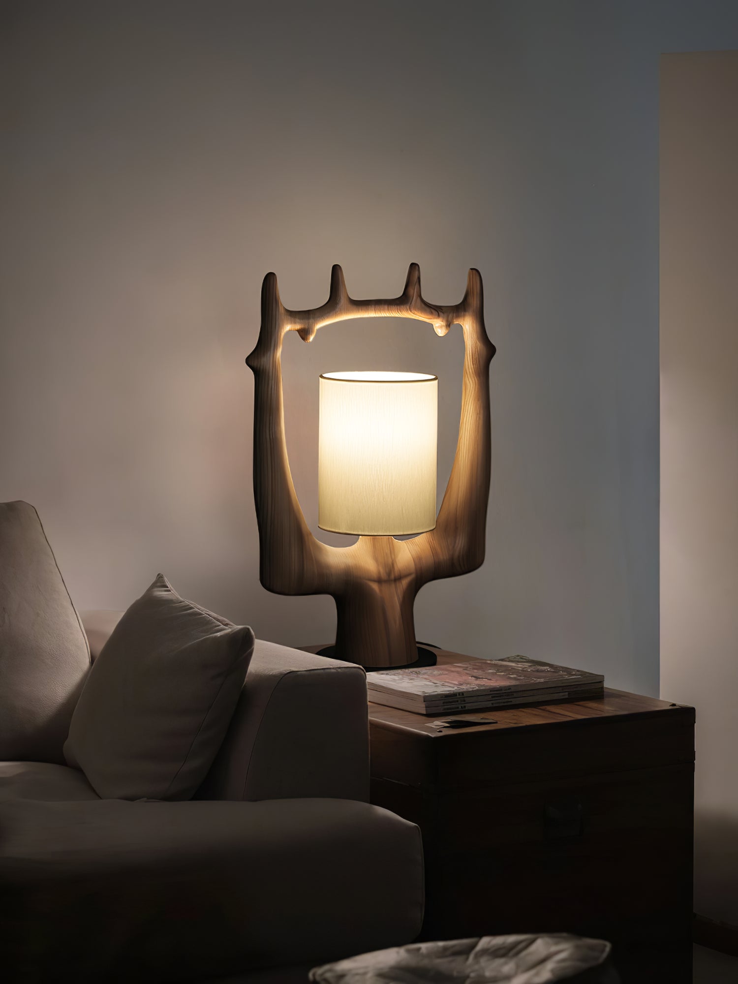 Antler Ring Table Lamp - Rustic Deer Horn Nightstand Light for Bedroom, Living Room, or Cabin Decor - Perfect for Farmhouse, Lodge & Hunting Cabin Ambience