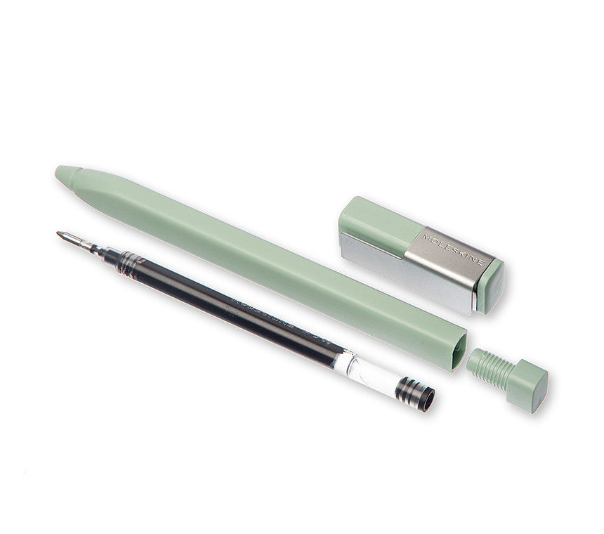 Moleskine Classic Roller Pen Plus 0.7mm - Premium Ballpoint Pen for Smooth Writing - Ideal for Journaling, Note Taking & Office Use