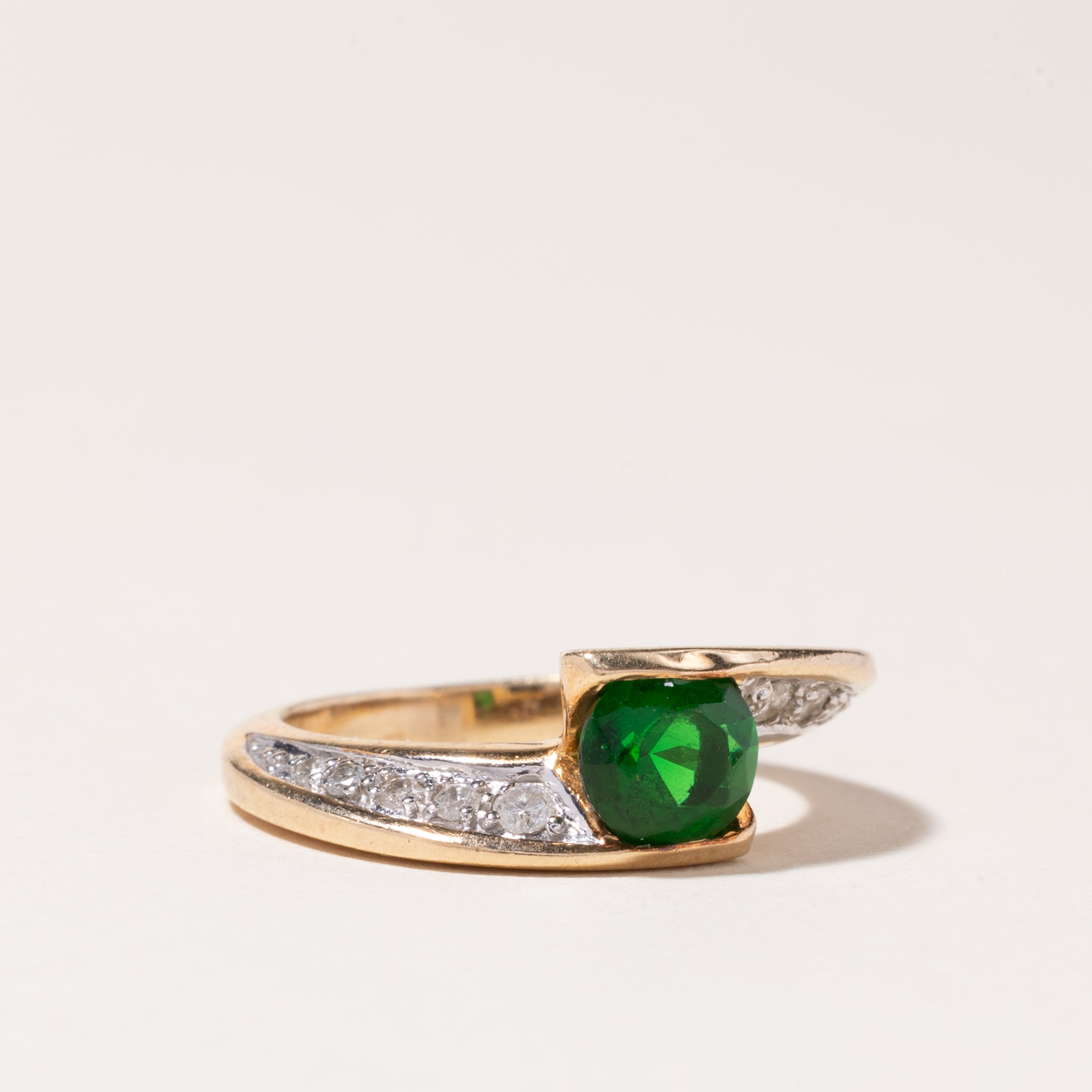 10K Green Glass & Diamond Ring - 1.00ct Center Stone, 0.12ctw Side Stones - Size 5.5 - Elegant Engagement, Wedding, or Anniversary Jewelry Gift for Women
