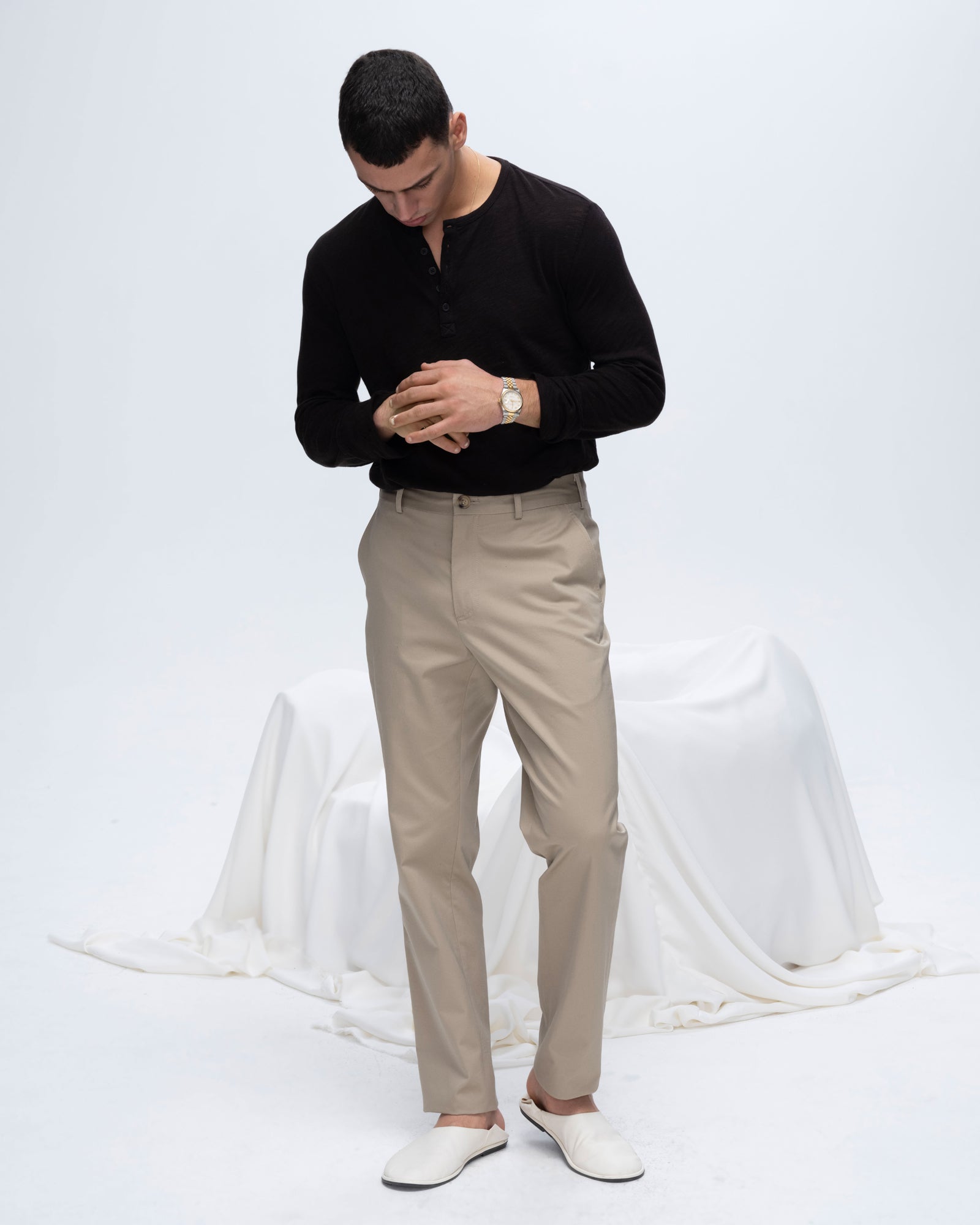 Men's Slub Jersey Destroyed Wash Henley T-Shirt - Black | Casual & Layered Outfits for Everyday Wear