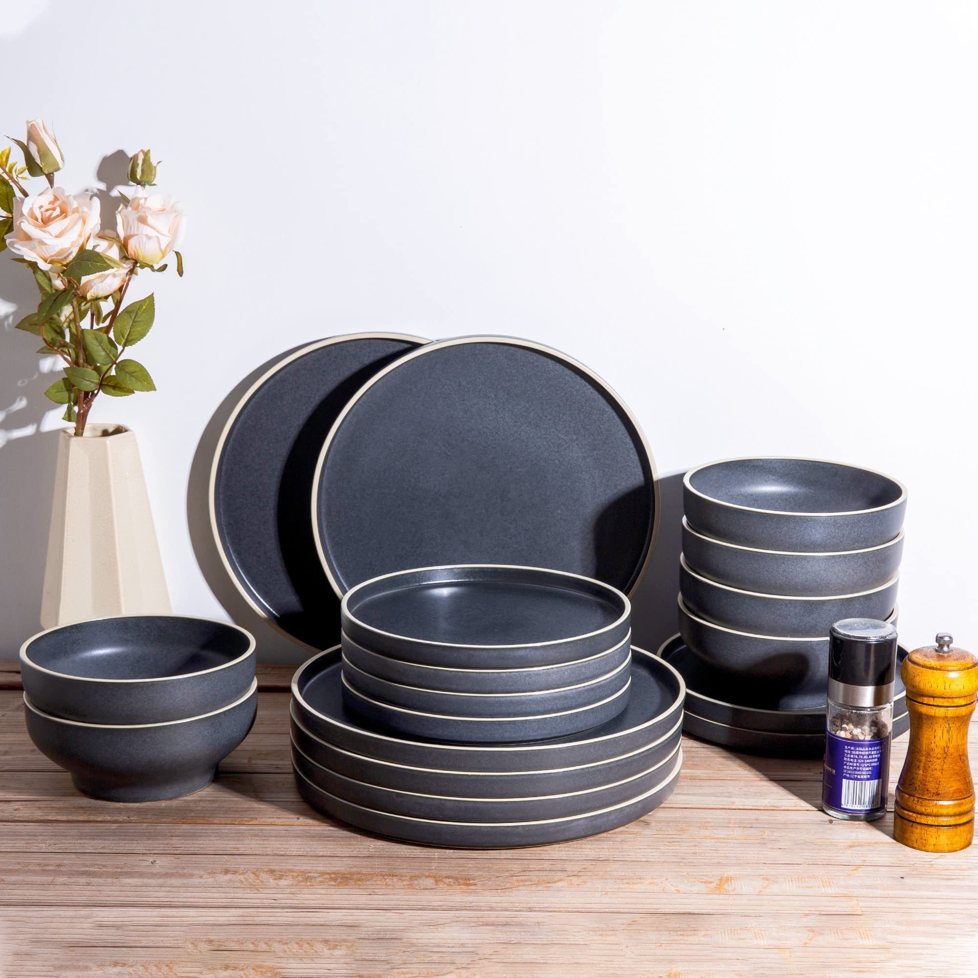 LERATIO 10.75 Inch Ceramic Dinner Plates Set of 6 - Modern Black & White Rim Dishes - Microwave, Dishwasher & Oven Safe - Perfect for Family Dinners, Restaurants & Party Serving