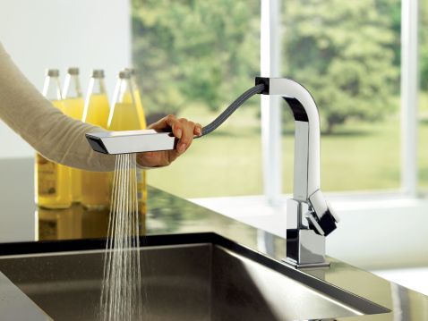 Moen S7597C 90-Degree Pull-Down Kitchen Faucet with Sprayer in Chrome - Perfect for Modern Kitchens & Easy Dishwashing