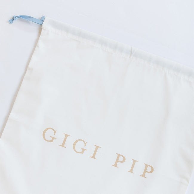 Elegant Wedding Keepsake Bag for Bride - Perfect for Preserving Wedding Memories, Gifts & Special Occasions