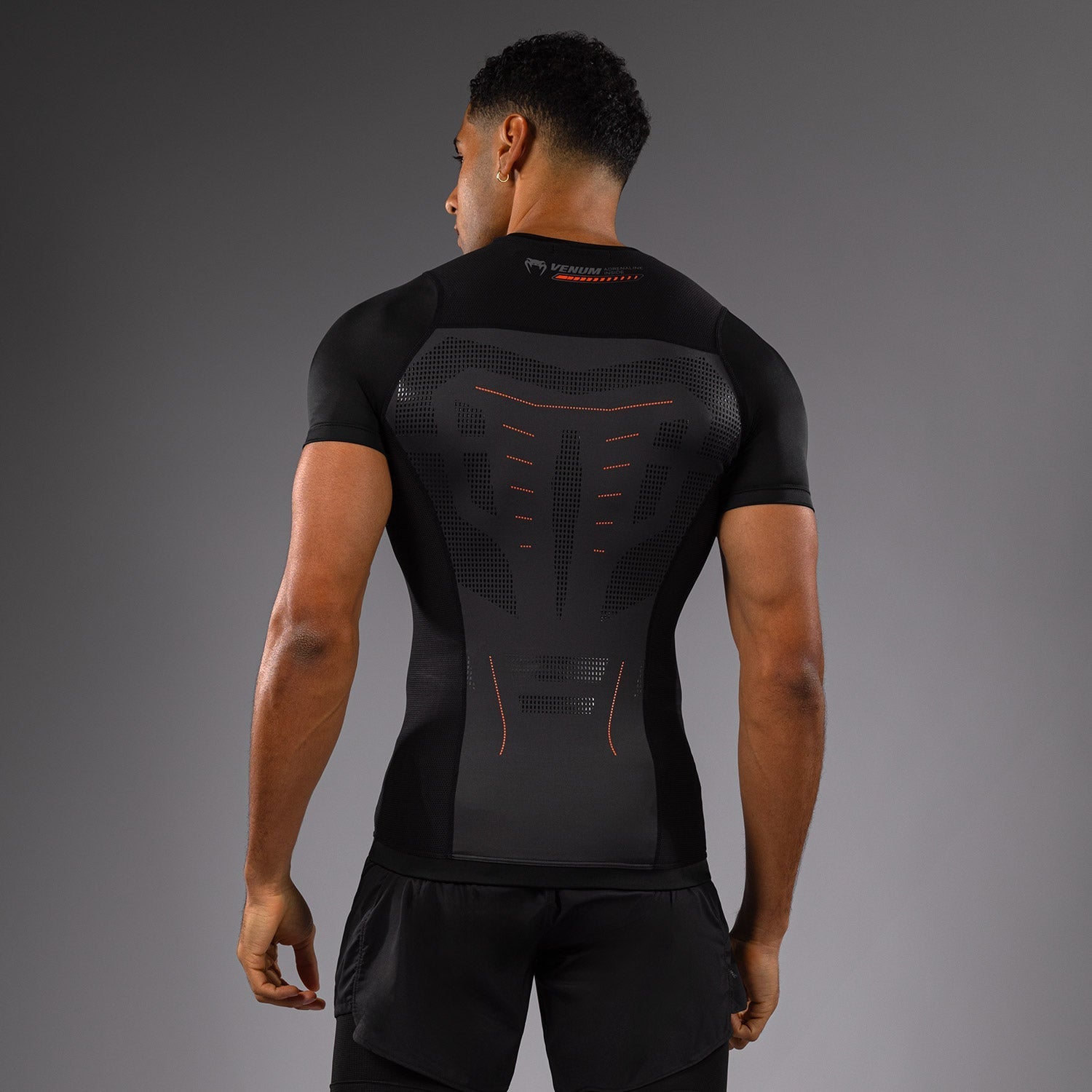 Venum Technical 3.0 Short Sleeve Rashguard - Graphite MMA Rash Guard for BJJ, Grappling & Training - Moisture Wicking & Compression Fit
