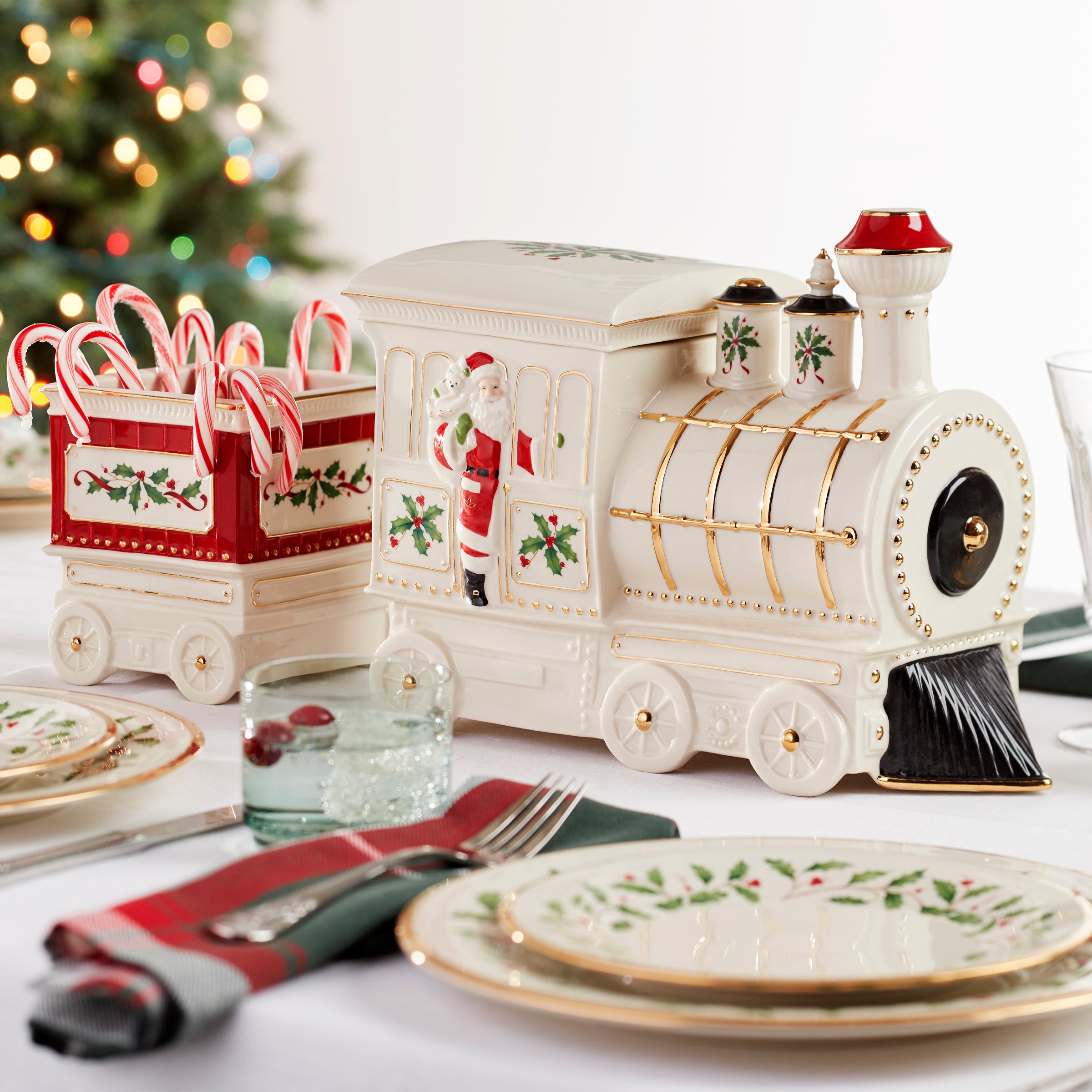 5-Piece Holiday Train Serving Set - Perfect for Christmas Dinner, Party Platters & Festive Gatherings