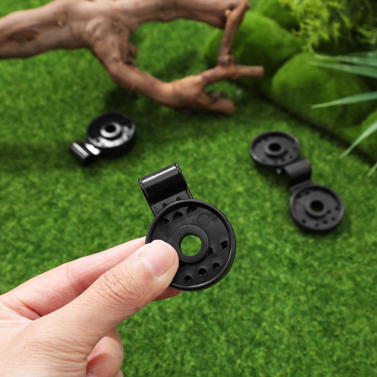50pcs Heavy Duty Plastic Shade Cloth Clips - Reusable Tarp Clamps for Garden Sun Shade, Outdoor Canopy & Greenhouse Cover - Secure Tarps, Mesh Nets & Fabric in Windy Conditions