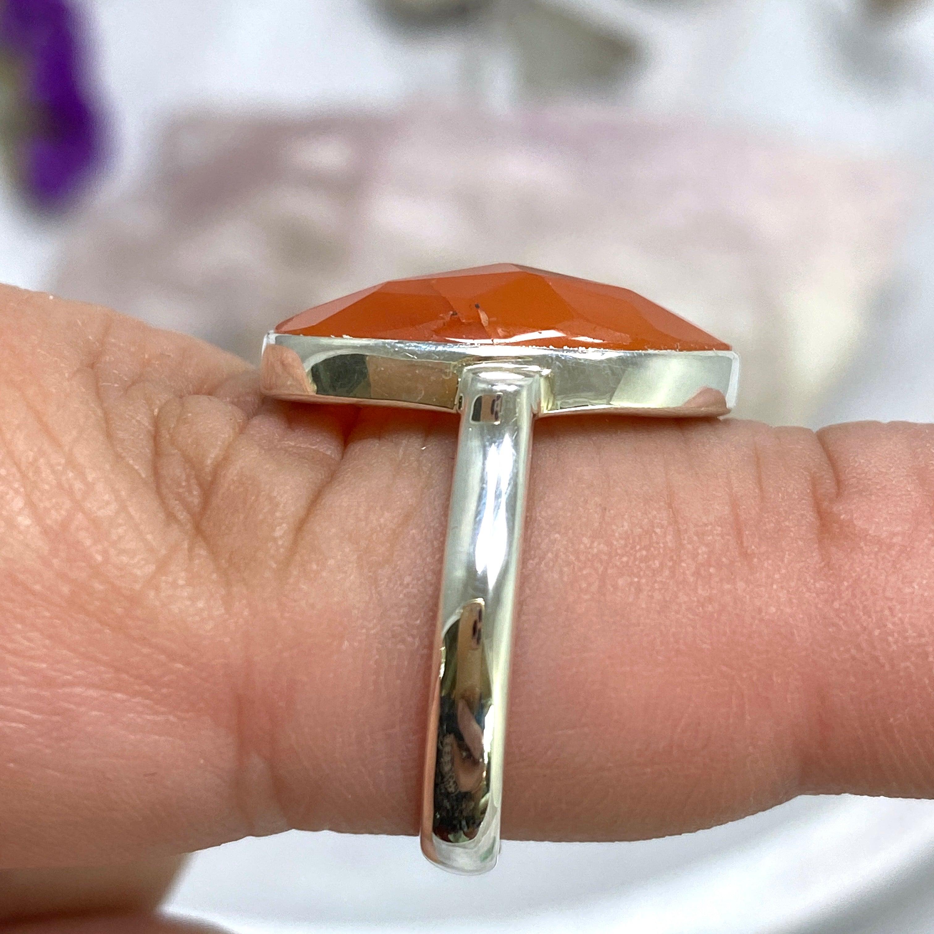 Natural Carnelian Oval Faceted Ring - Size 9 - KRGJ2552 - Elegant Jewelry for Women, Gift for Her, Boho Chic Accessory for Everyday Wear & Special Occasions