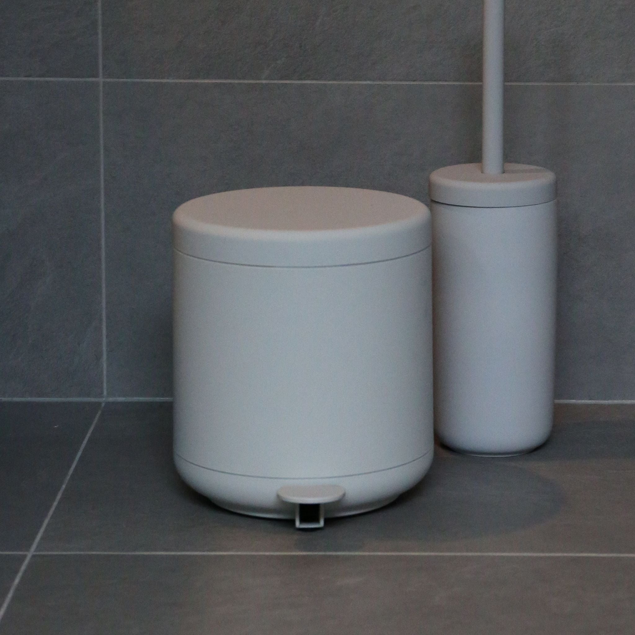 ZONE DENMARK Ume Soft Touch 4L Pedal Trash Can - Soft Grey | Modern Kitchen & Bathroom Waste Bin with Foot Pedal for Hands-Free Use