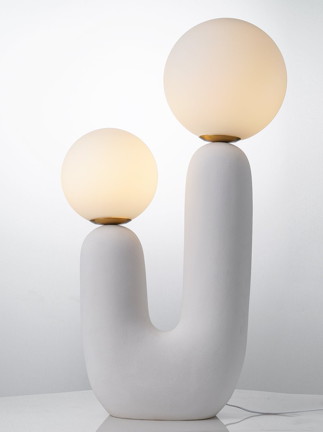 Modern Ceramic Table Lamp - Elegant Home Decor for Bedroom, Living Room & Office - Soft Warm White Light for Cozy Ambience