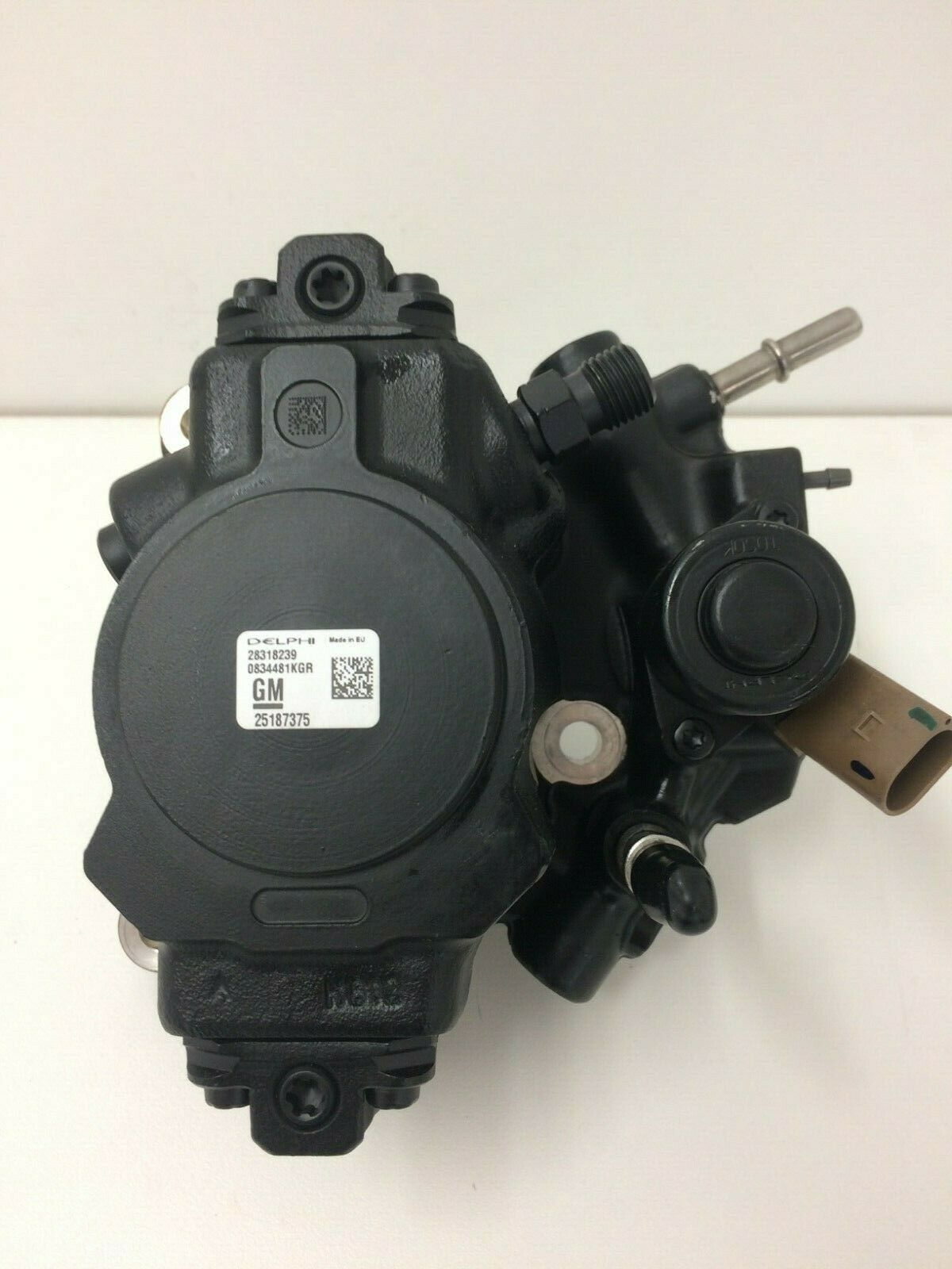 Genuine Holden Cruze Z20D1 2.0L Turbo Diesel Fuel Injection Pump - Replacement Part for Engine Performance & Fuel Efficiency