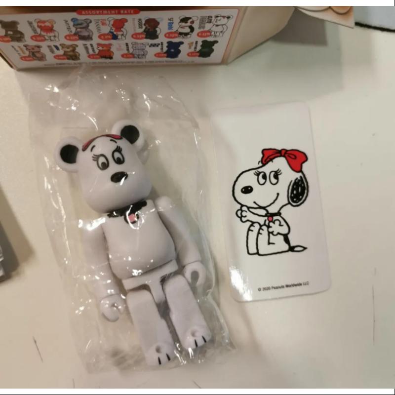 Bearbrick Series 40 CUTE Peanuts Snoopy Belle 100% Collectible Figure - Perfect for Anime Fans, Home Decor & Gift Giving